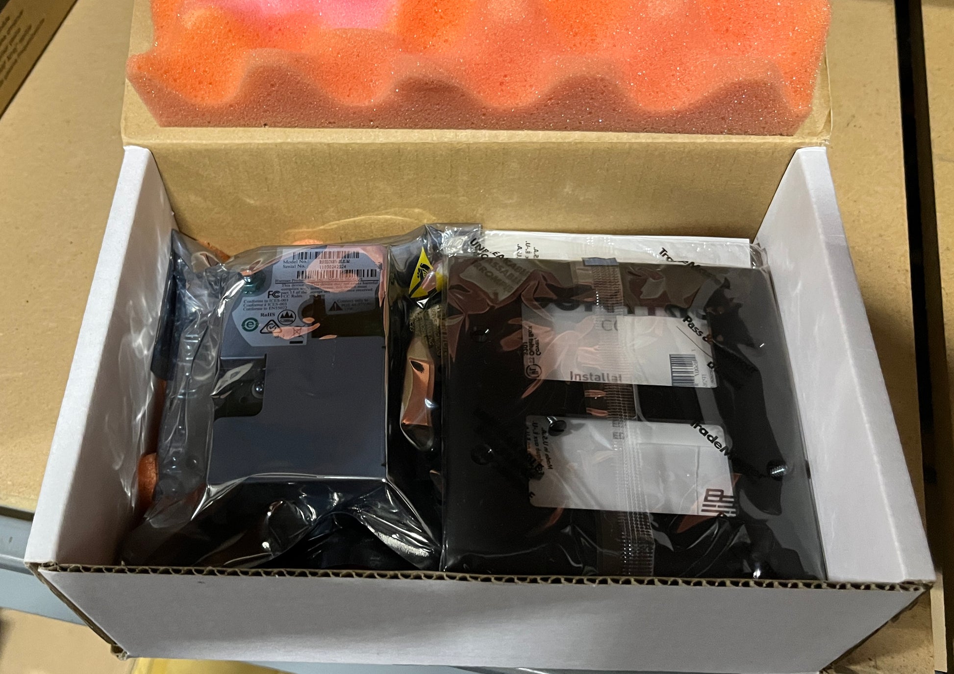 BSS Ethernet Controller with 8 Buttons and Volume Control, BSS EC-8BV Ethernet Controller, Ethernet Controller, BSS Ethernet Controller, We Sell Professional Audio Equipment. Audio Systems, Amplifiers, Consoles, Mixers, Electronics, Entertainment, Live Sound.