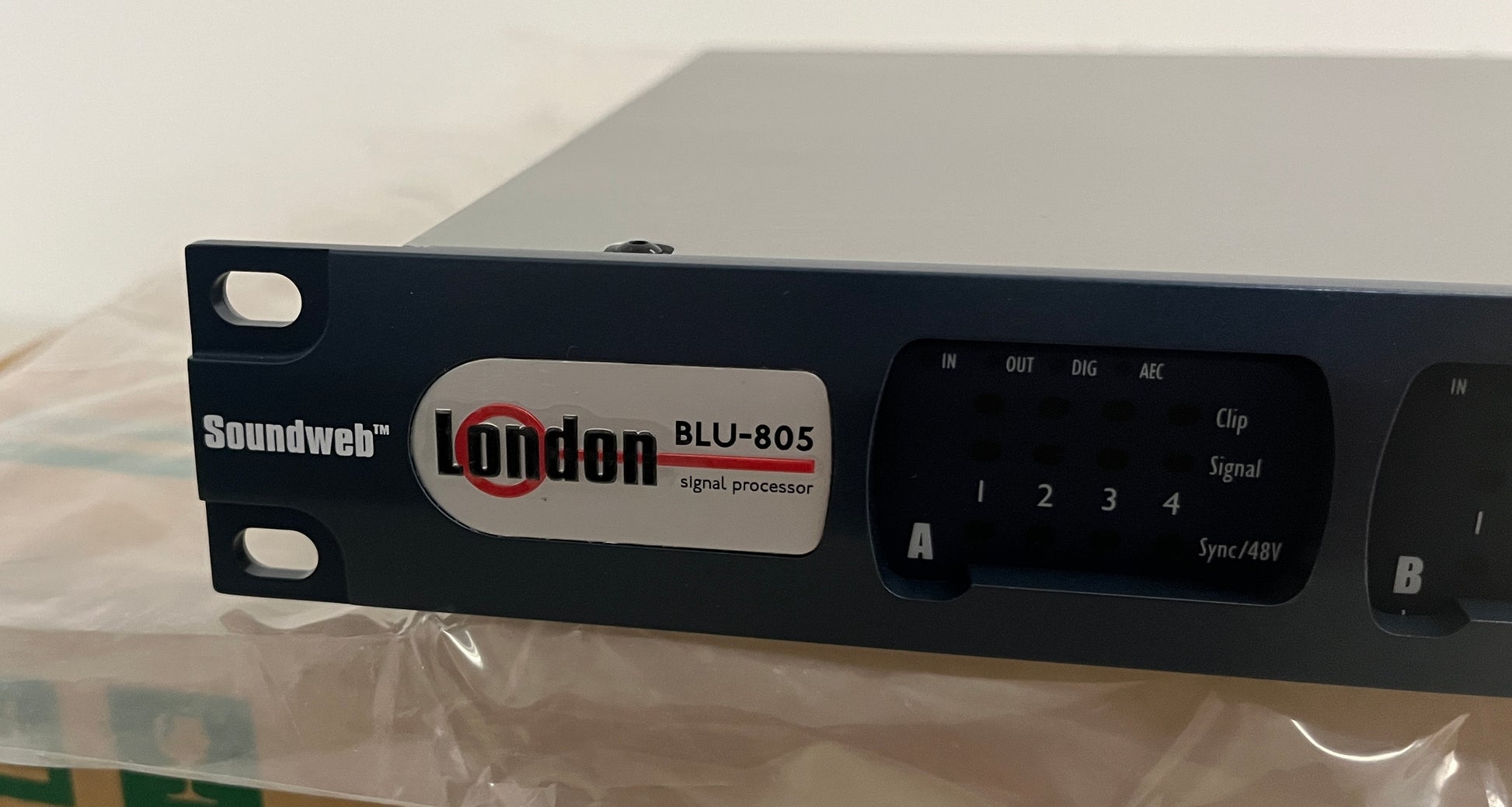 BSS Soundweb London BLU-805 Signal Processor, BSS Signal Processor, BSS BLU-805 Signal Processor, We Sell Professional Audio Equipment. Audio Systems, Amplifiers, Consoles, Mixers, Electronics, Entertainment, Live Sound.