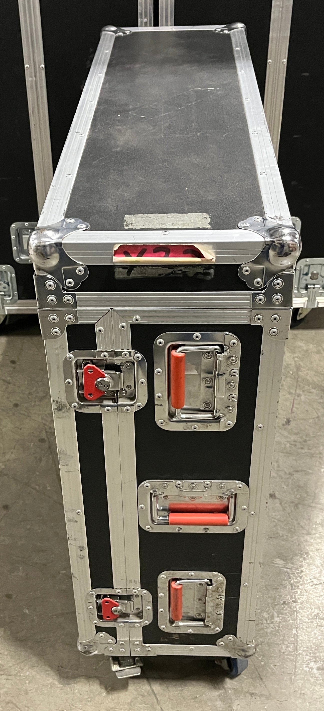 Behringer X32 Console Road Touring Case, Behringer X32 Case, Gator Cases Console Case, Gator Cases Behringer X32 Console Case, We Sell Professional Audio Equipment. Audio Systems, Amplifiers, Consoles, Mixers, Electronics, Entertainment, Live Sound.