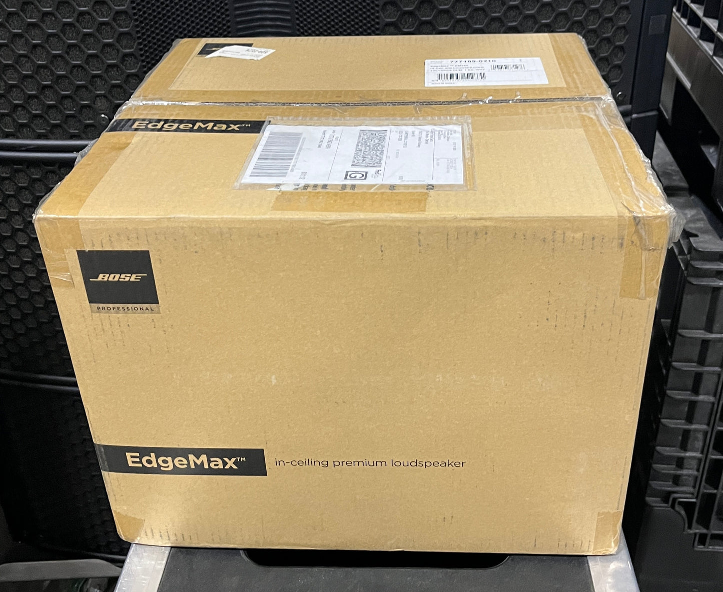Bose EdgeMax EM90, Bose In-Ceiling Premium Loudspeaker, Bose White Loudspeaker, Bose EdgeMax Ceiling Speaker, Bose White Ceiling Speaker, We Sell Professional Audio Equipment. Audio Systems, Amplifiers, Consoles, Mixers, Electronics, Entertainment, Live Sound