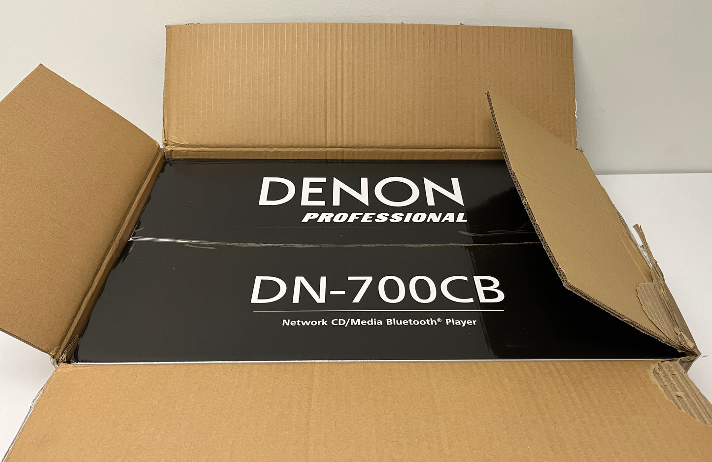 Denon DN-700CB, Denon CD Player, Denon Network Media Bluetooth Player, DN-700CB CD Bluetooth Player, CD and Bluetooth Media Player, We Sell Professional Audio Equipment. Audio Systems, Amplifiers, Consoles, Mixers, Electronics, Entertainment, Live Sound