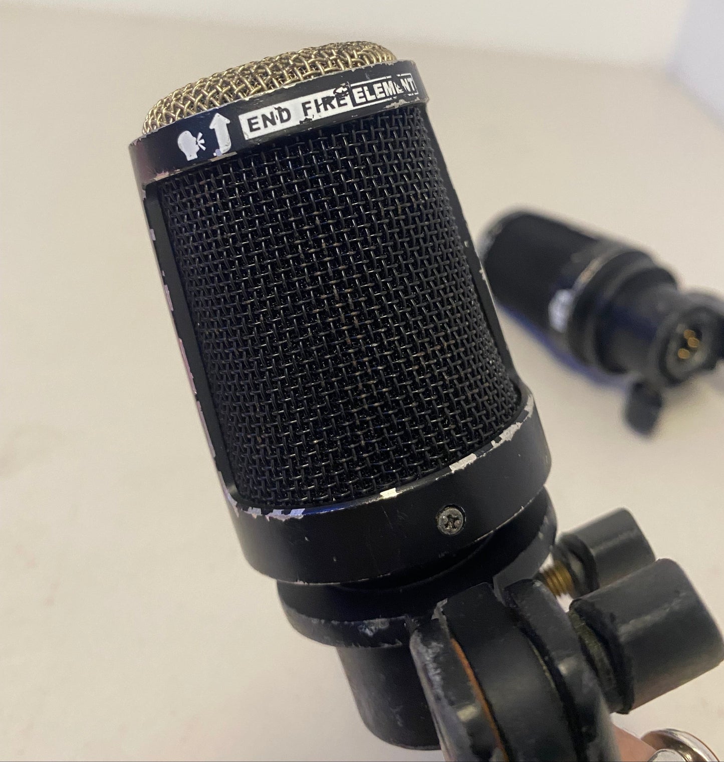Heil PR-31BW Large Diaphragm Short Mic, Heil PR-31BW Mic, Heil Microphone, We Sell Professional Audio Equipment. Audio Systems, Amplifiers, Consoles, Mixers, Electronics, Entertainment, Live Sound.