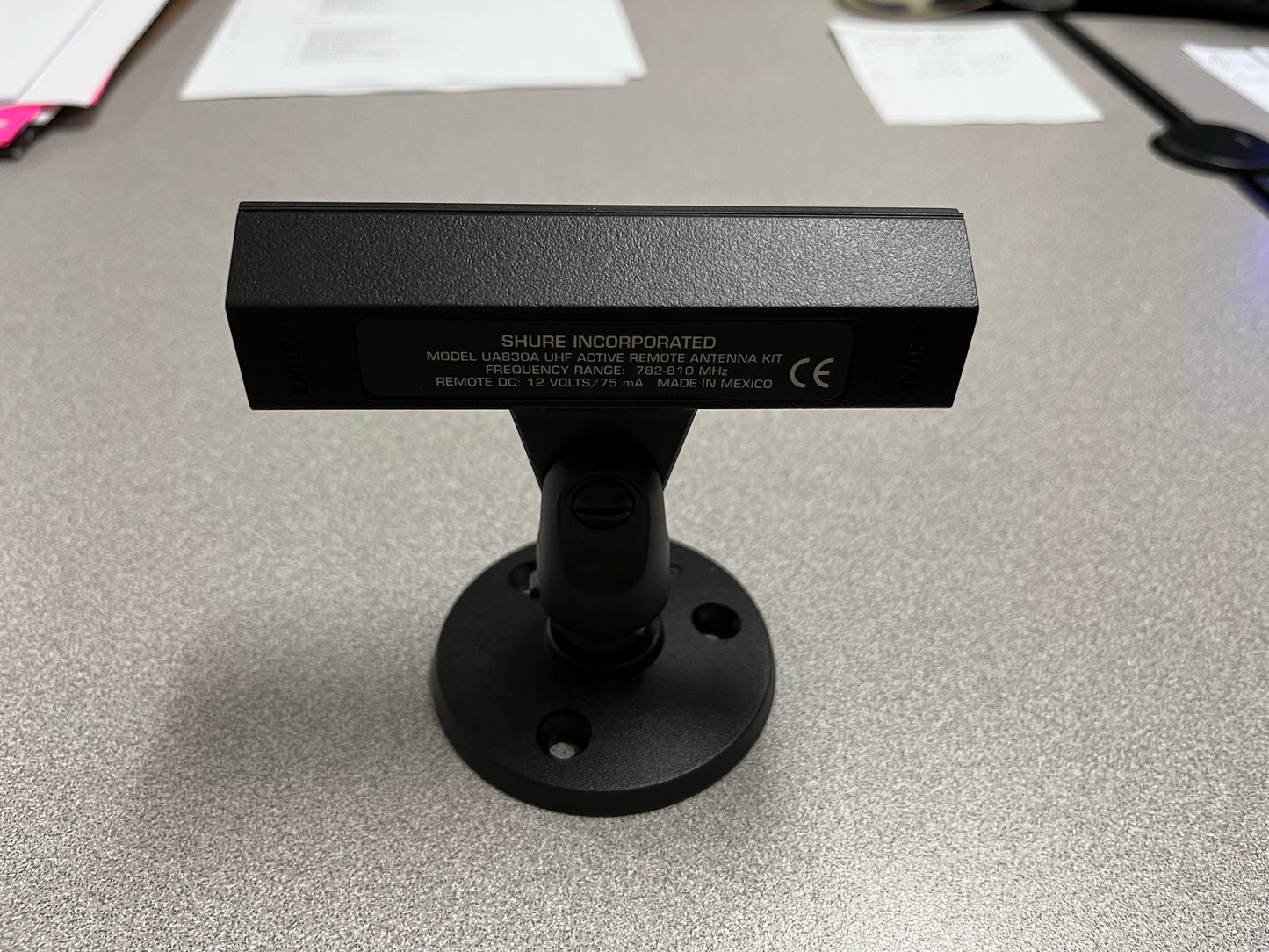 Shure UA830A UHF Active Remote Antenna Kit 782-810MHz, NIB. We Sell Professional Audio Equipment. Audio Systems, Amplifiers, Consoles, Mixers, Electronics, Entertainment, Sound, Live.
