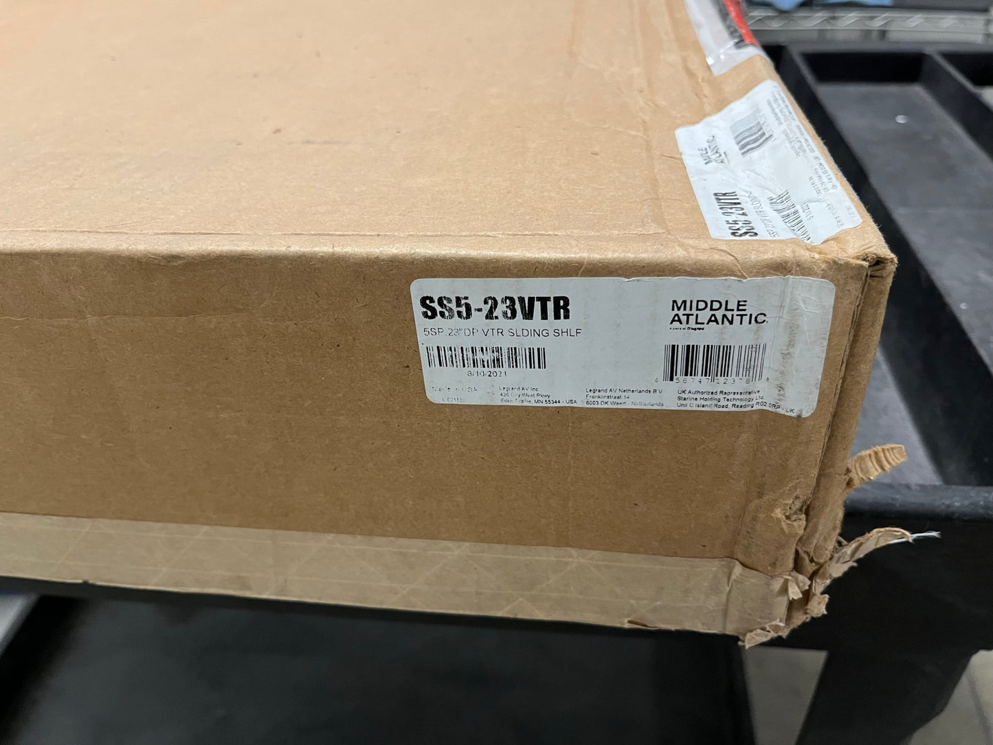 New Middle Atlantic SS5-23VTR, 5 Space 23" VTR Sliding Shelf, NIB for Sale. We Sell Professional Audio Equipment. Audio Systems, Amplifiers, Consoles, Mixers, Electronics, Entertainment, Sound, Live.