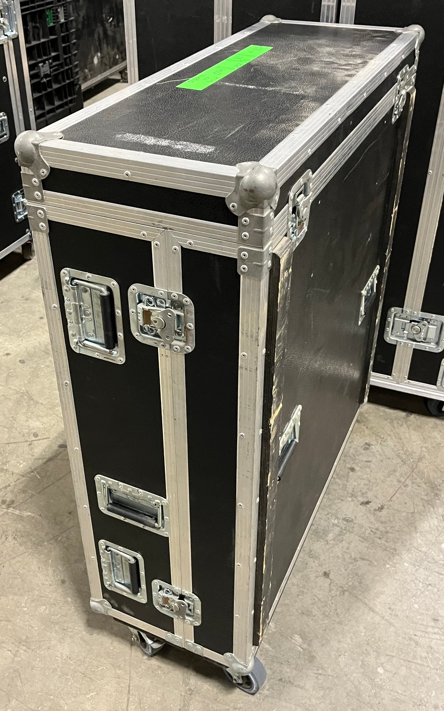 DiGiCo SD9 Road Case, DiGiCo SD9 Touring Case, DiGiCo Console Case SD9, We Sell Professional Audio Equipment. Audio Systems, Amplifiers, Consoles, Mixers, Electronics, Entertainment, Live Sound.