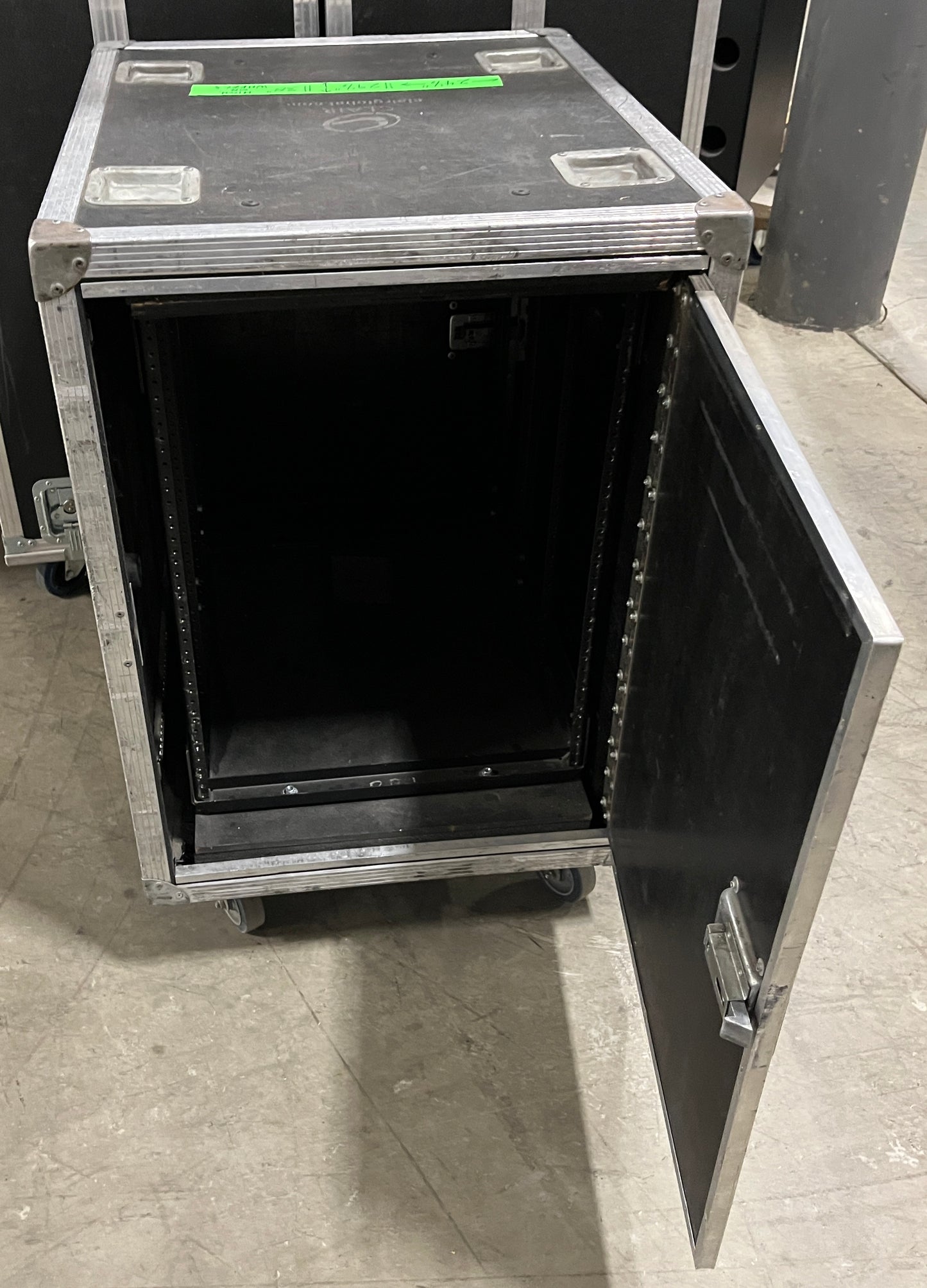 Road Flight Case on Wheels, Clair Flight Case on Wheels, Clair Road Case, 14 Rack Unit Road Case, 14RU Rack, We Sell Professional Audio Equipment. Audio Systems, Amplifiers, Consoles, Mixers, Electronics, Entertainment, Live Sound.