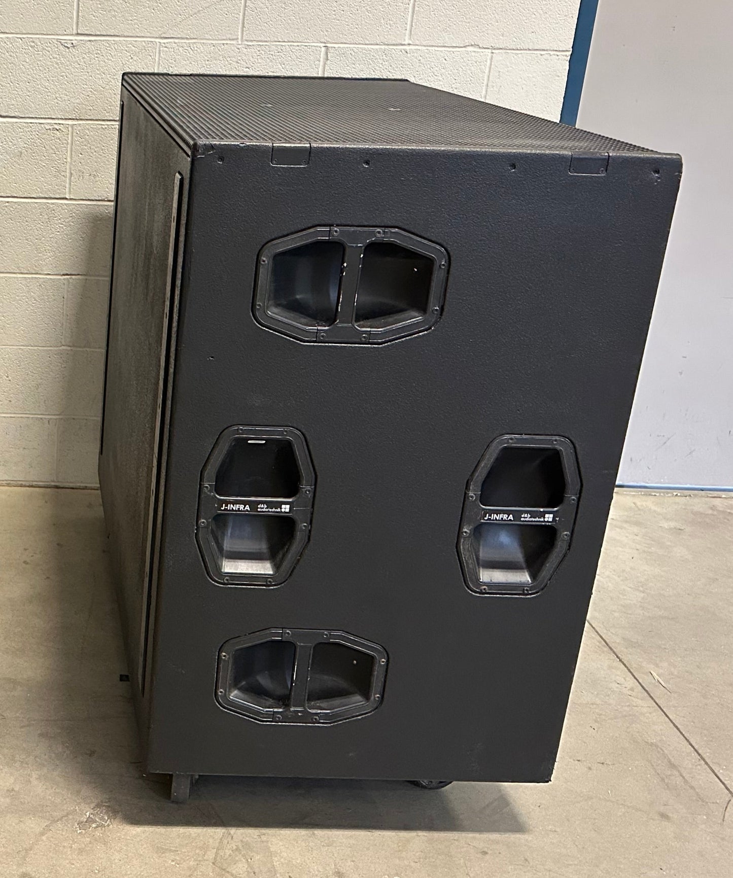 d&b J-INFRA Subwoofer