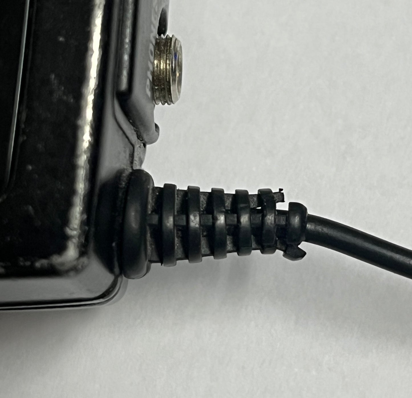 Sennheiser EK 2000, IEM Belt Pack Receiver (A, 516-558 MHz) Damaged Antenna