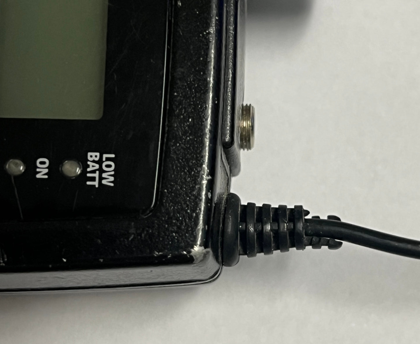 Sennheiser EK 2000, IEM Belt Pack Receiver (A, 516-558 MHz) Damaged Antenna