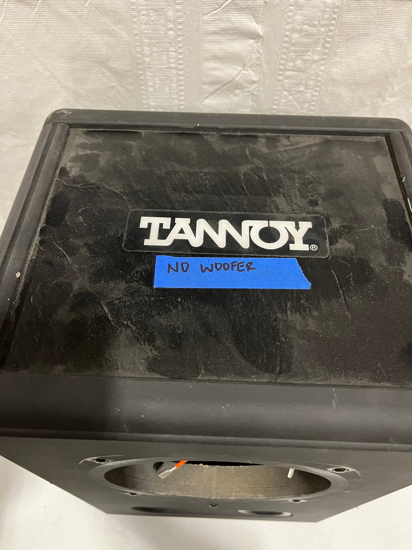 Parts/Not Working Tannoy AMS 8A, Missing Woofer for Sale. We Sell Professional Audio Equipment. Audio Systems, Amplifiers, Consoles, Mixers, Electronics, Entertainment, Sound, Live.