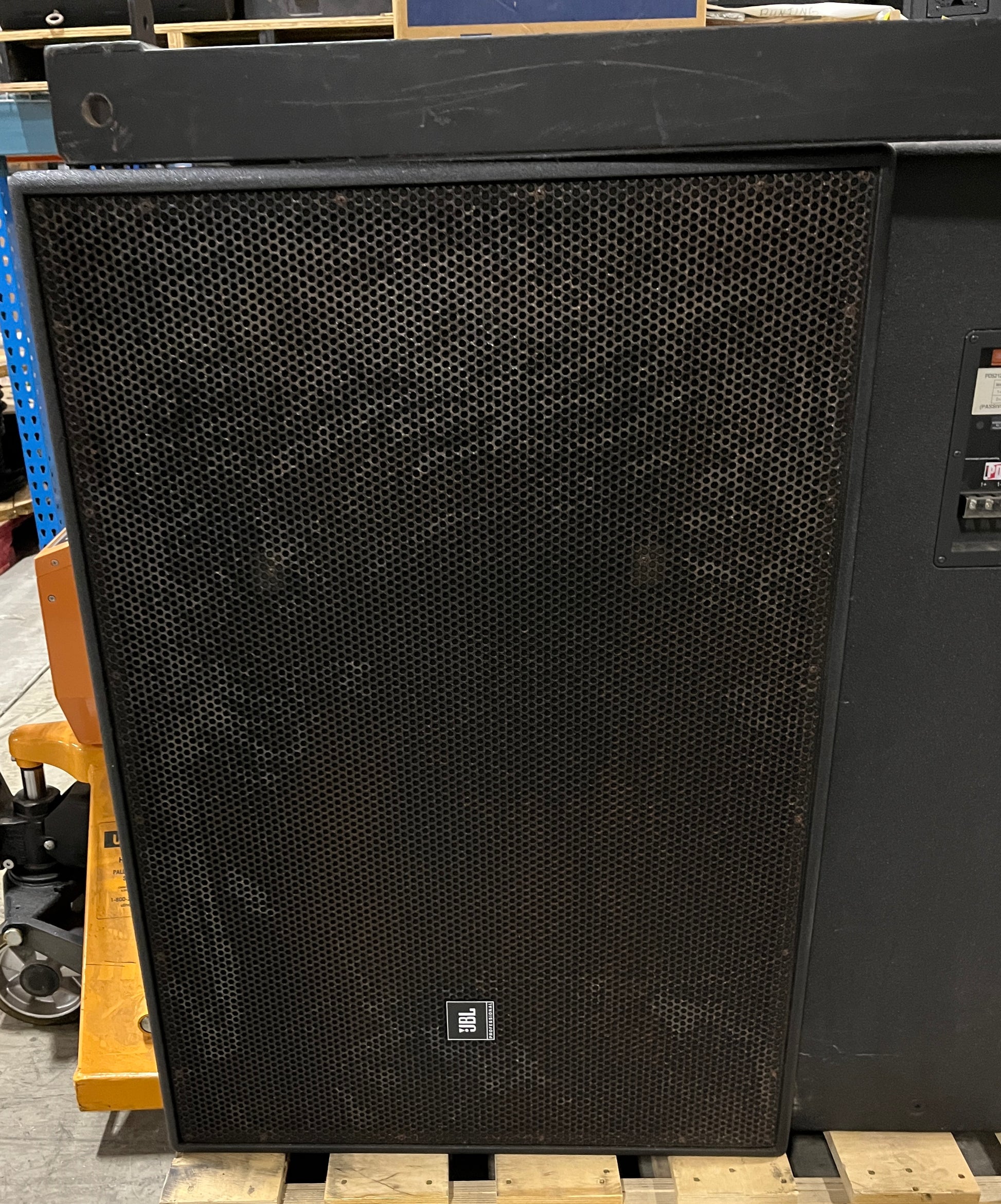 JBL PD5212/43 Full-Range, JBL PD5212/43 Full-Range 2-Way Loudspeaker Black, JBL PD5212 Black Speaker Pair, We Sell Professional Audio Equipment. Audio Systems, Amplifiers, Consoles, Mixers, Electronics, Entertainment, Live Sound