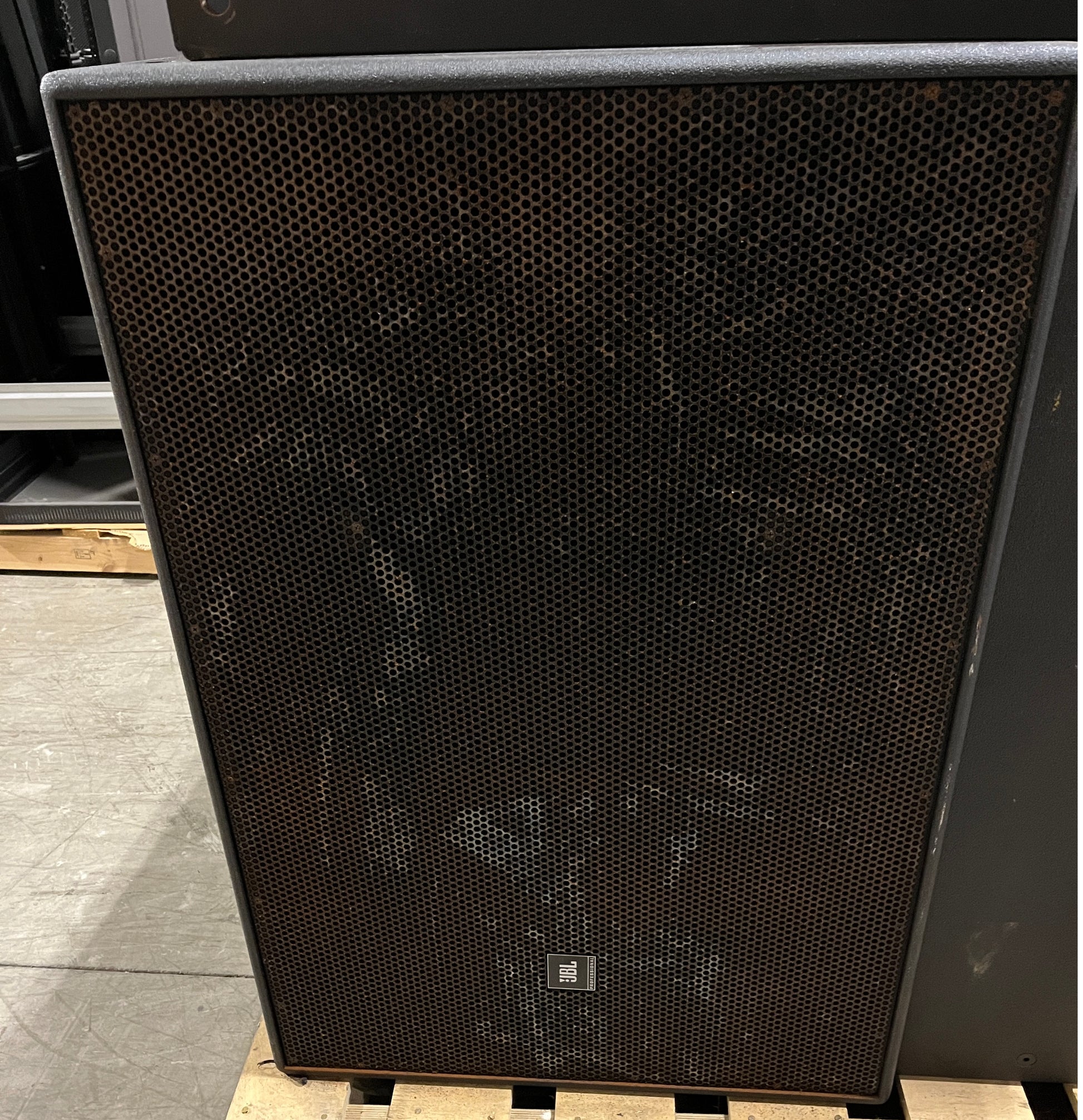 JBL PD5212/43 Full-Range, JBL PD5212/43 Full-Range 2-Way Loudspeaker Black, JBL PD5212 Black Speaker Pair, We Sell Professional Audio Equipment. Audio Systems, Amplifiers, Consoles, Mixers, Electronics, Entertainment, Live Sound