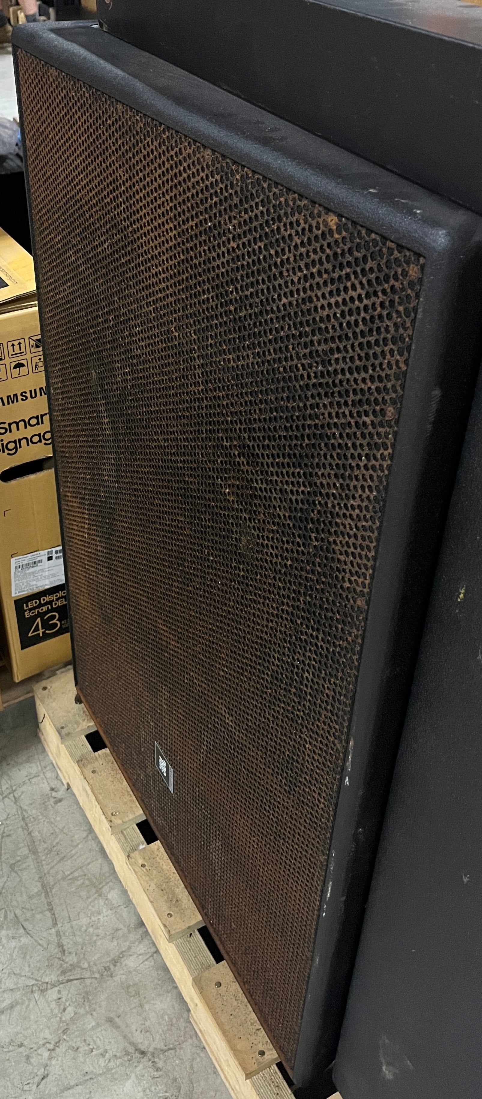 JBL PD5212/43 Full-Range, JBL PD5212/43 Full-Range 2-Way Loudspeaker Black, JBL PD5212 Black Speaker Pair, We Sell Professional Audio Equipment. Audio Systems, Amplifiers, Consoles, Mixers, Electronics, Entertainment, Live Sound