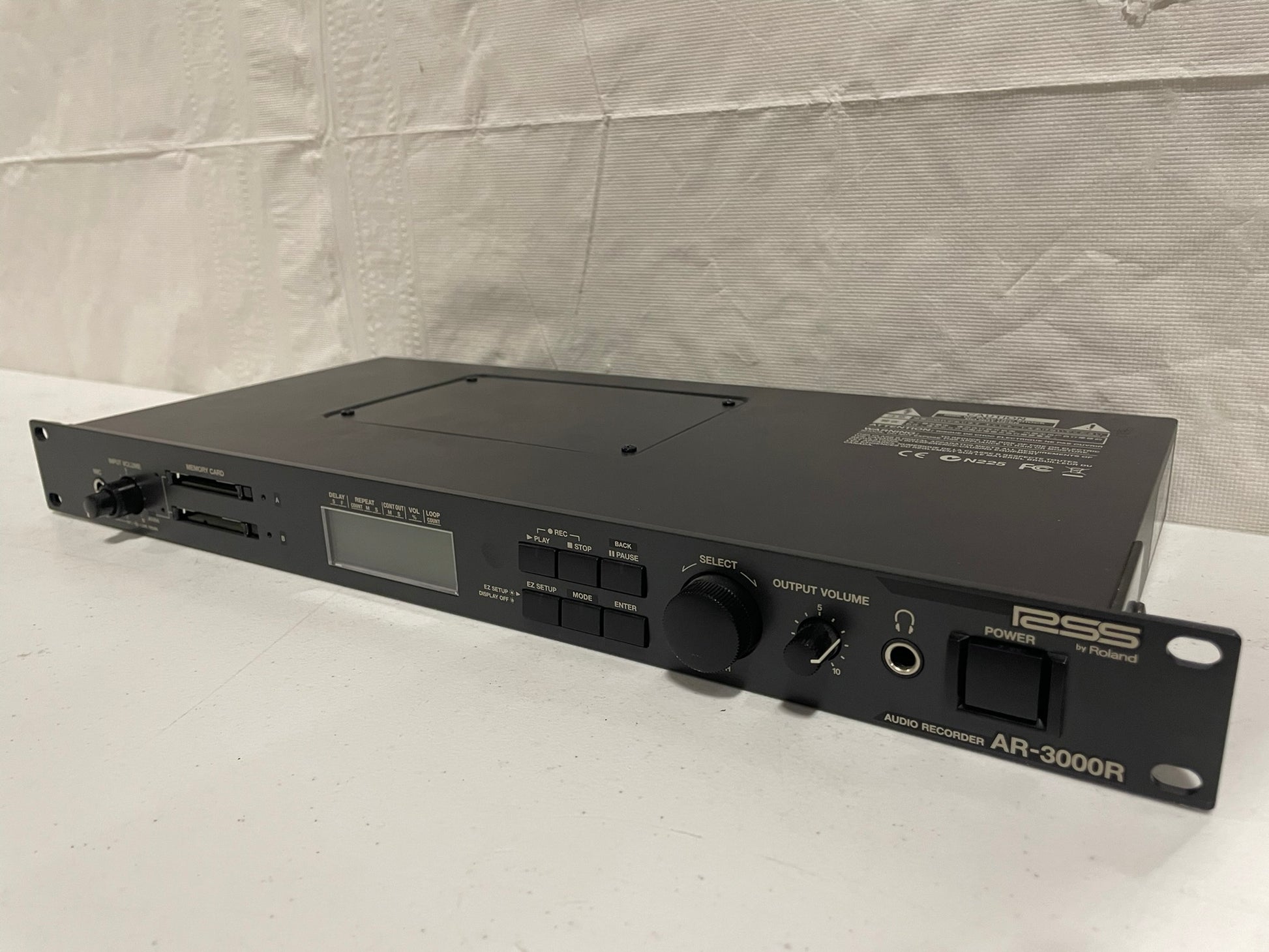 Used Roland AR-3000R Audio Recorder for Sale. We Sell Professional Audio Equipment. Audio Systems, Amplifiers, Consoles, Mixers, Electronics, Entertainment, Sound, Live.