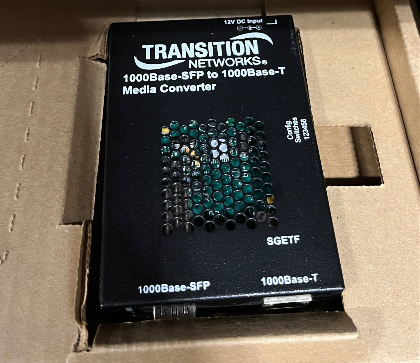 Transition Networks Gigabit Ethernet Media Converter, Transition Networks SGETF1040-110, Transition Networks Gigabit Ethernet Media Converter, Gigabit Ethernet Media Converter SGETF1040-110, We Sell Professional Audio Equipment. Audio Systems, Amplifiers, Consoles, Mixers, Electronics, Entertainment, Live Sound.