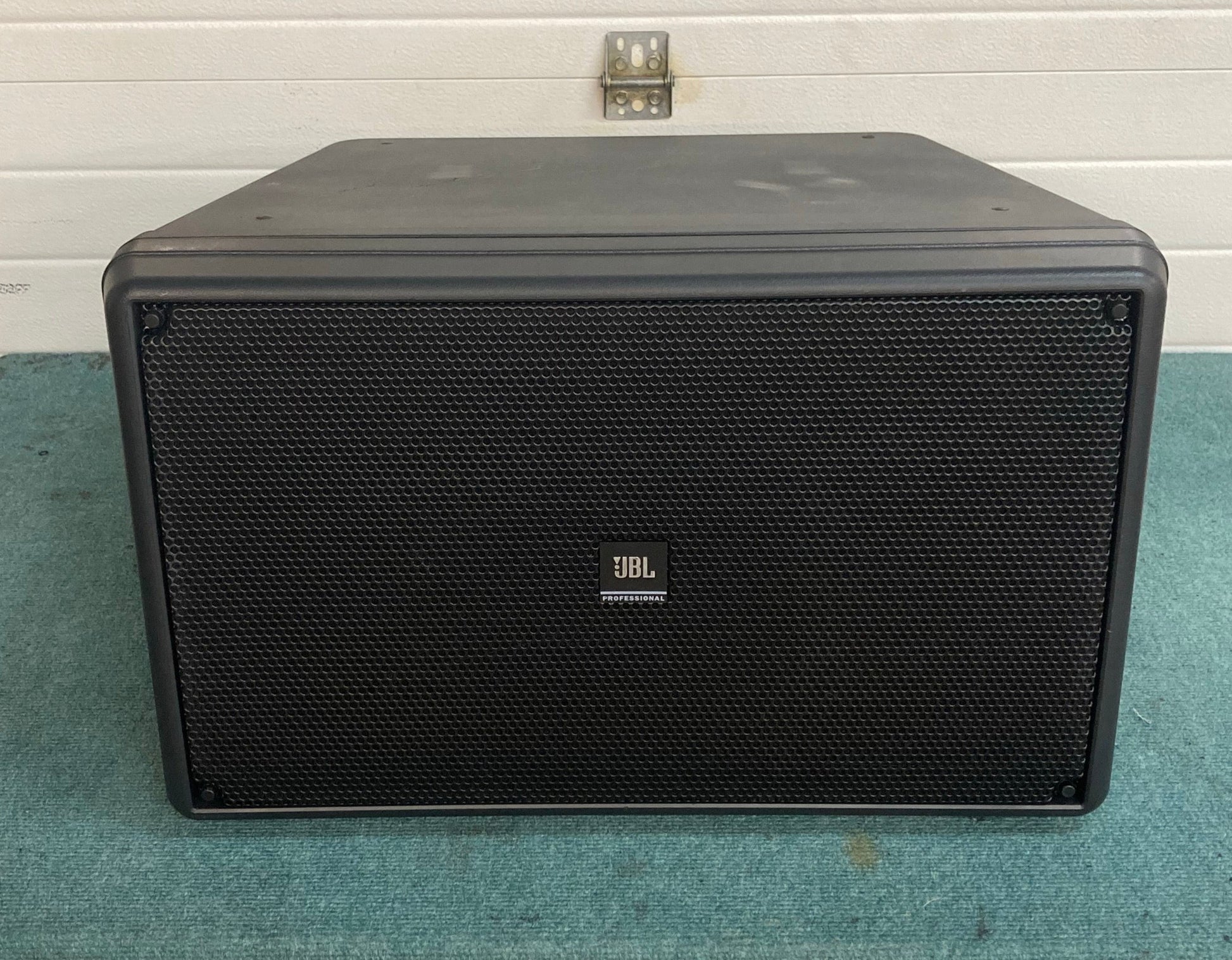 JBL SB2210 Subwoofer, JBL SB2210 Sub, JBL Compact Subwoofer, JBL SB2210 Compact Subwoofer, JBL Subwoofer, JBL Dual 10" Sub, JBL Dual 10" Subwoofer, We Sell Professional Audio Equipment. Audio Systems, Amplifiers, Consoles, Mixers, Electronics, Entertainment, Live Sound.