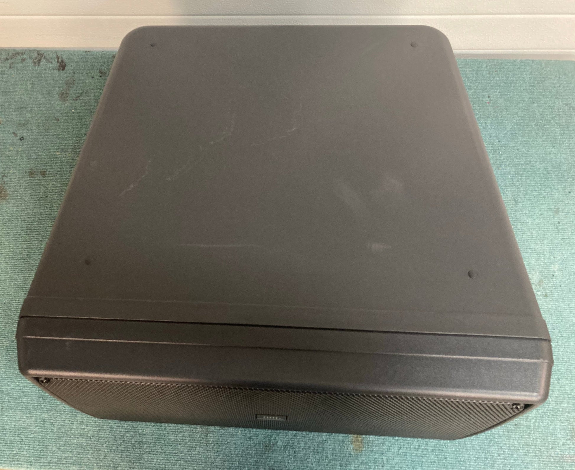 JBL SB2210 Subwoofer, JBL SB2210 Sub, JBL Compact Subwoofer, JBL SB2210 Compact Subwoofer, JBL Subwoofer, JBL Dual 10" Sub, JBL Dual 10" Subwoofer, We Sell Professional Audio Equipment. Audio Systems, Amplifiers, Consoles, Mixers, Electronics, Entertainment, Live Sound.