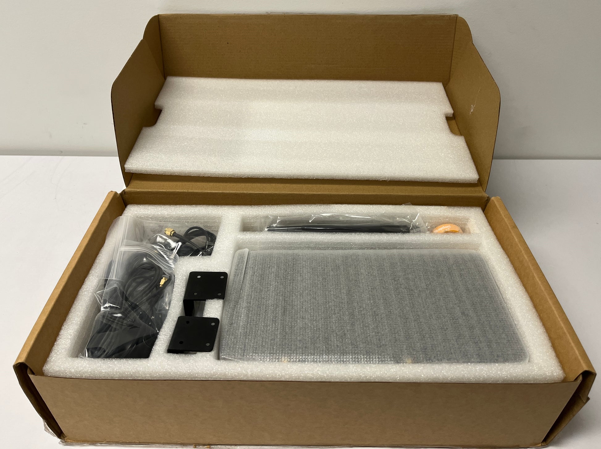 Peplink Balance 30 Pro SD-WAN Branch Router, Peplink Branch Router, Peplink Balance 30 with LTE Failover, We Sell Professional Audio Equipment. Audio Systems, Amplifiers, Consoles, Mixers, Electronics, Entertainment, Live Sound