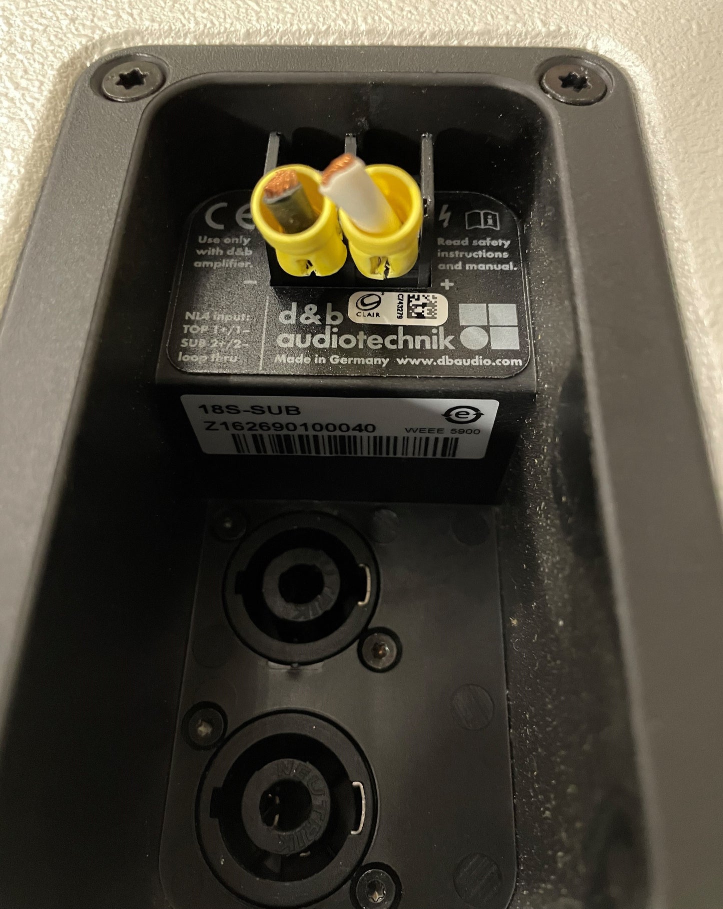 Pre-owned d&b 18S Sub, White, with Mounting Bracket for Sale. We Sell Professional Audio Equipment. Audio Systems, Amplifiers, Consoles, Mixers, Electronics, Entertainment, Sound, Live.