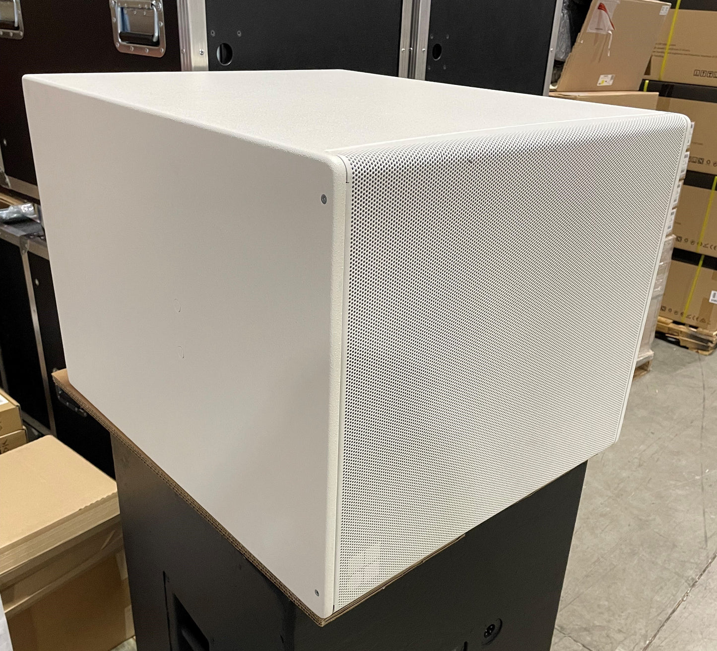 Pre-owned d&amp;b 18S Sub, White, with Mounting Bracket for Sale. We Sell Professional Audio Equipment. Audio Systems, Amplifiers, Consoles, Mixers, Electronics, Entertainment, Sound, Live.