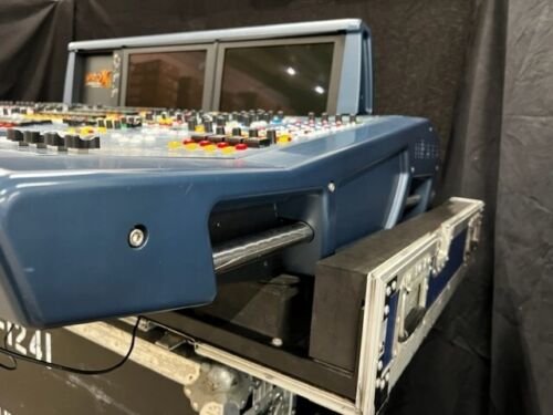 Used Midas Pro X Control Surface & NEUTRON Engine, w/Touring Case for Sale. We Sell Professional Audio Equipment. Audio Systems, Amplifiers, Consoles, Mixers, Electronics, Entertainment, Sound, Live.