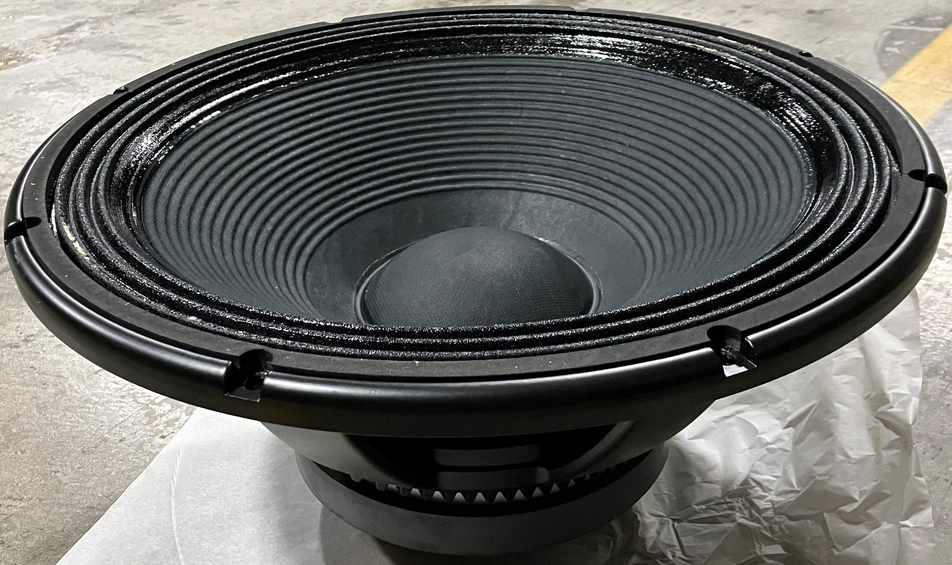 RCF LF18X400 18" High Power Woofer 2000W 8 ohm, New In Opened Box. We Sell Professional Audio Equipment. Audio Systems, Amplifiers, Consoles, Mixers, Electronics, Entertainment and Live Sound.