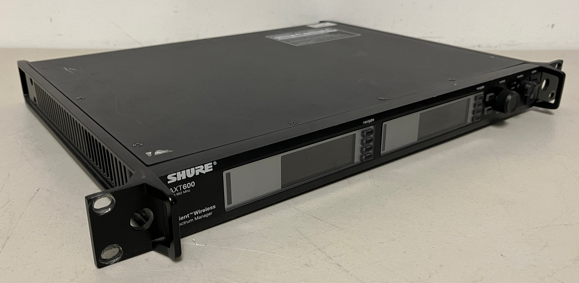 Shure Axient AXT600, Shure Spectrum Manager, Shure Axient AXT600 Spectrum Manager, Shure AXT600, We Sell Professional Audio Equipment. Audio Systems, Amplifiers, Consoles, Mixers, Electronics, Entertainment, Live Sound.