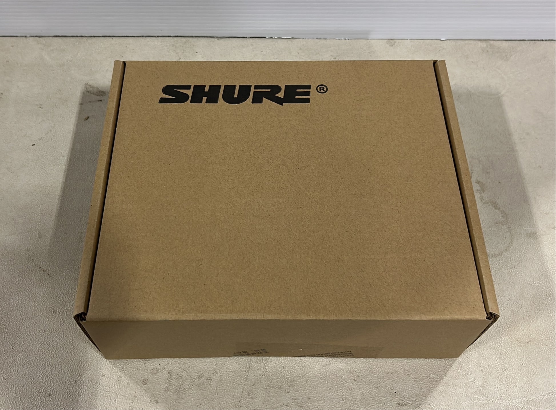 Shure SBC200 Dual Docking Charger, Shure Dual Docking Charger, Shure SBC200 Charger, We Sell Professional Audio Equipment. Audio Systems, Amplifiers, Consoles, Mixers, Electronics, Entertainment, Live Sound