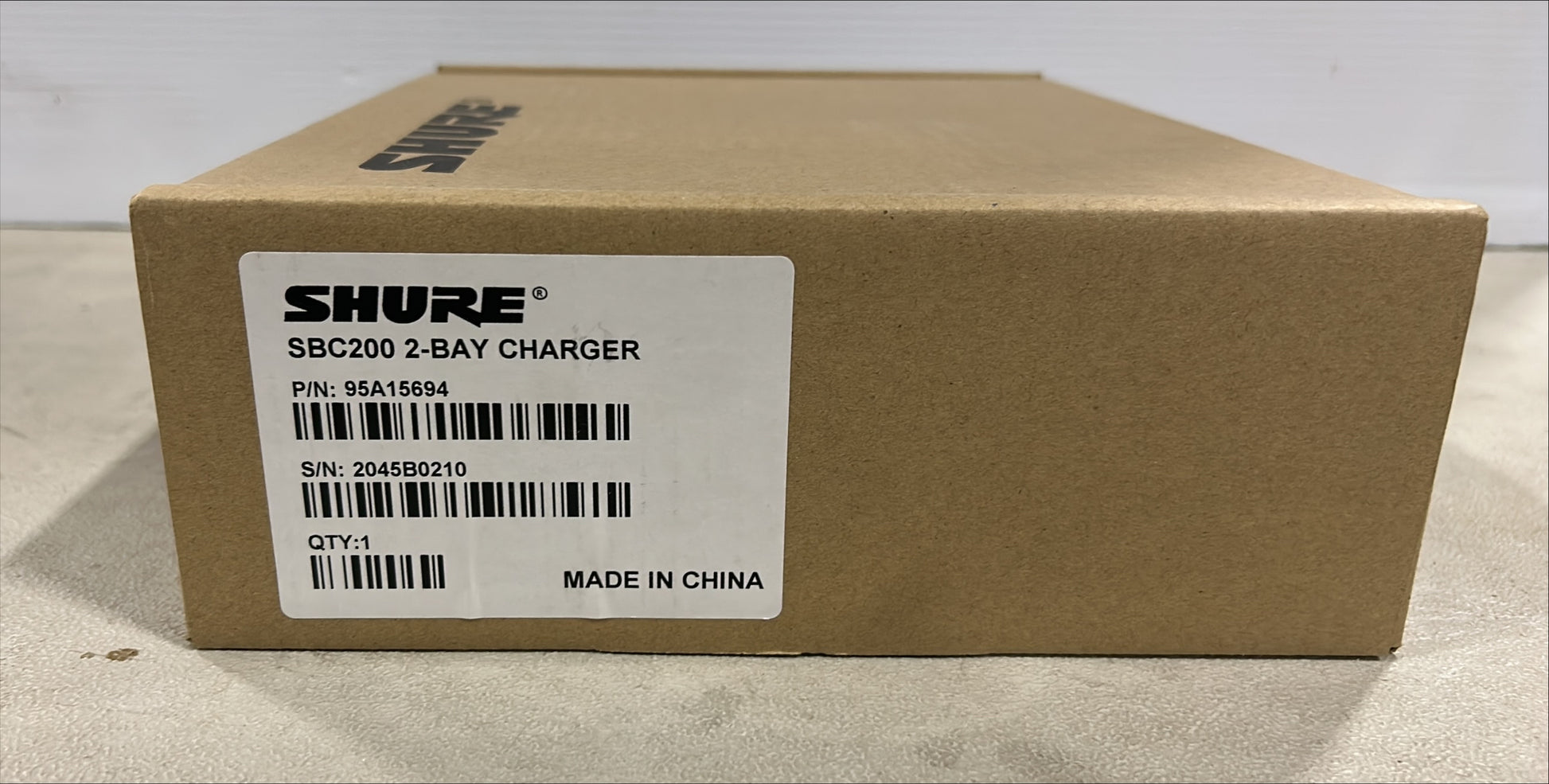 Shure SBC200 Dual Docking Charger, Shure Dual Docking Charger, Shure SBC200 Charger, We Sell Professional Audio Equipment. Audio Systems, Amplifiers, Consoles, Mixers, Electronics, Entertainment, Live Sound