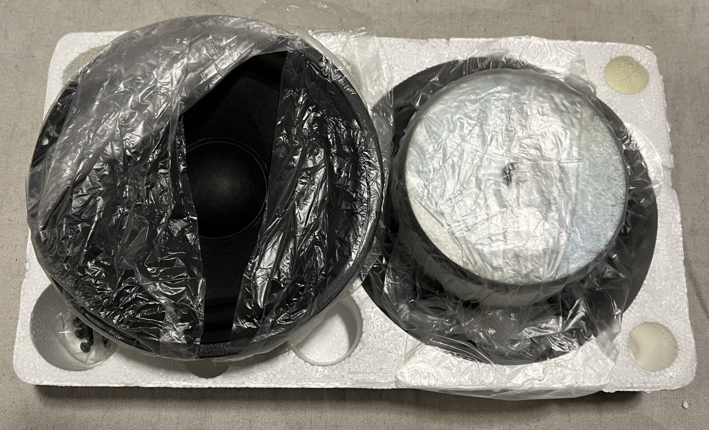 6.5" woofer, 6.5" Speaker, Silver Flute Woofer Wool Cone, Silver Flute W17RC38-04, Silver Flute 6.5" Woofer, 
We Sell Professional Audio Equipment. Audio Systems, Amplifiers, Consoles, Mixers, Electronics, Entertainment, Live Sound.