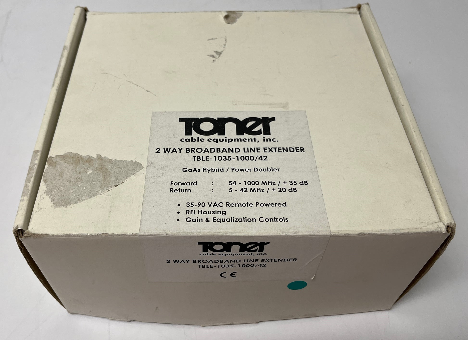 Toner Cable TBLE-1035-42, Toner 2 Way Broadband Line Extender, Toner Line Extender, Toner Distribution Amplifier, 2 Way Broadband Line Extender, 2 Way Broadband Distribution Amplifier, We Sell Professional Audio Equipment. Audio Systems, Amplifiers, Consoles, Mixers, Electronics, Entertainment, Live Sound
