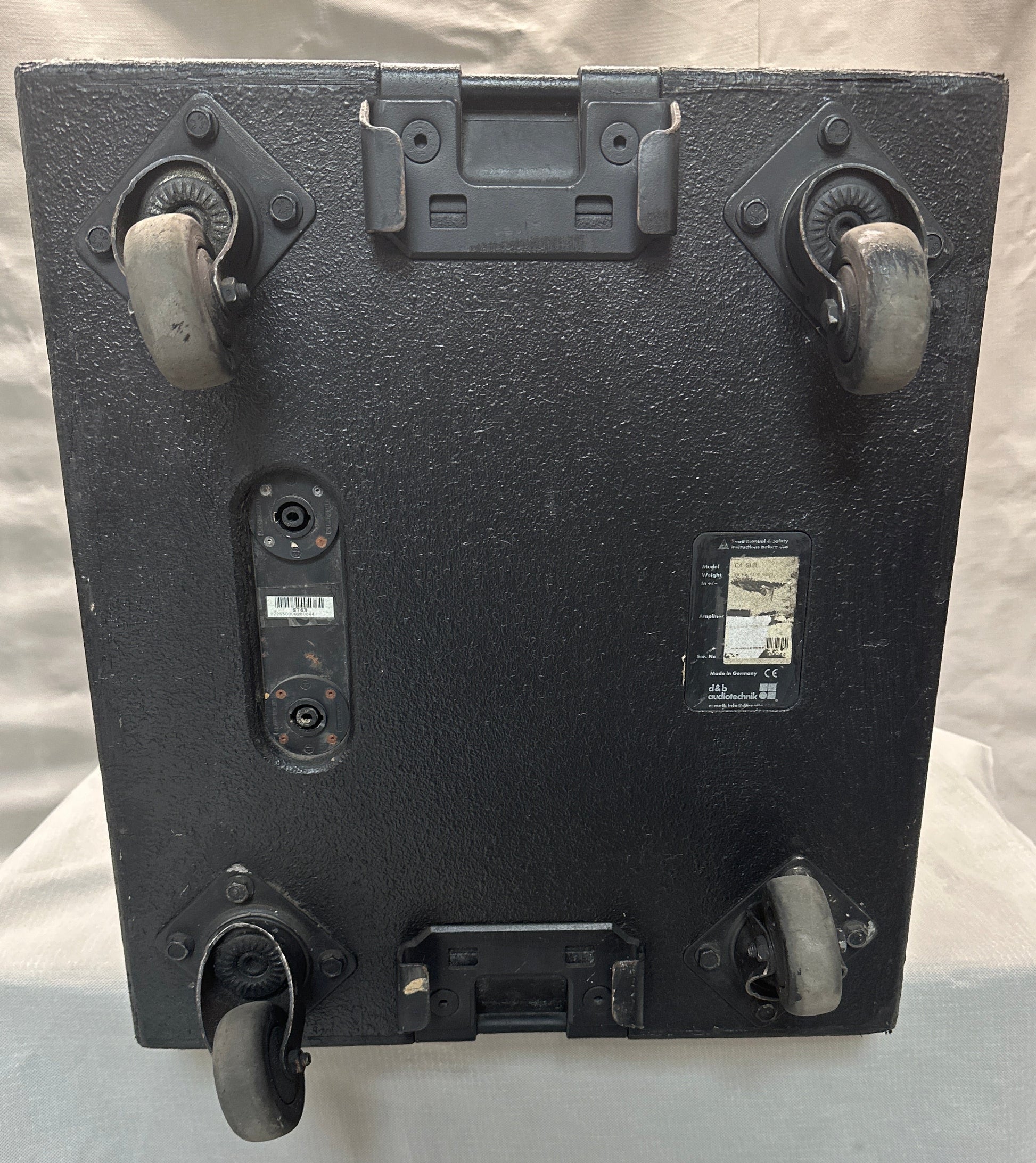 d&b C4 Subwoofer, Used d&b Speaker System, Used d&b C4 Subwoofer, d&b 18 inch subwoofer, d&b Single 18" Subwoofer, We Sell Professional Audio Equipment. Audio Systems, Amplifiers, Consoles, Mixers, Electronics, Entertainment, Live Sound
