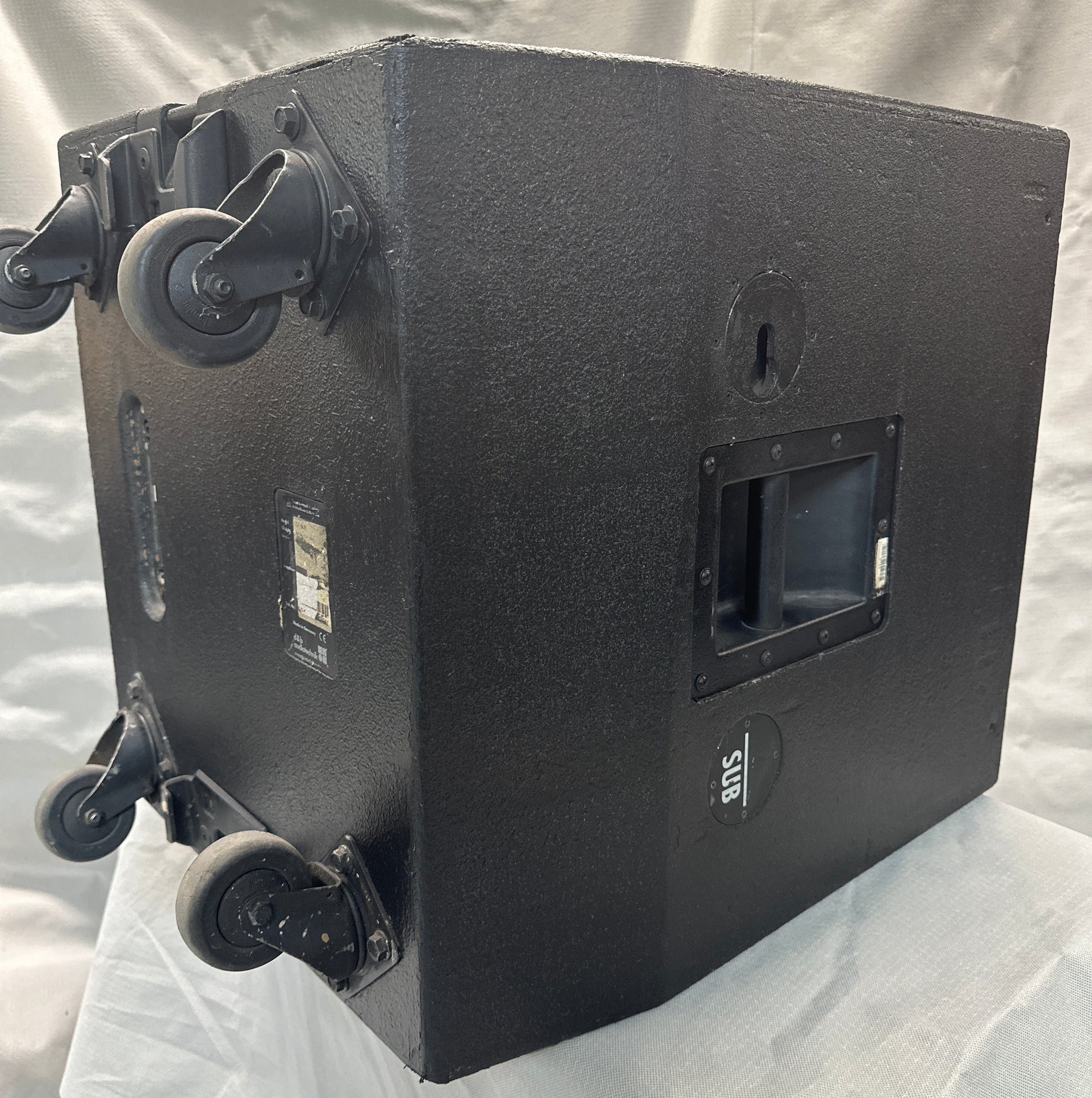 d&b C4 Subwoofer, Used d&b Speaker System, Used d&b C4 Subwoofer, d&b 18 inch subwoofer, d&b Single 18" Subwoofer, We Sell Professional Audio Equipment. Audio Systems, Amplifiers, Consoles, Mixers, Electronics, Entertainment, Live Sound