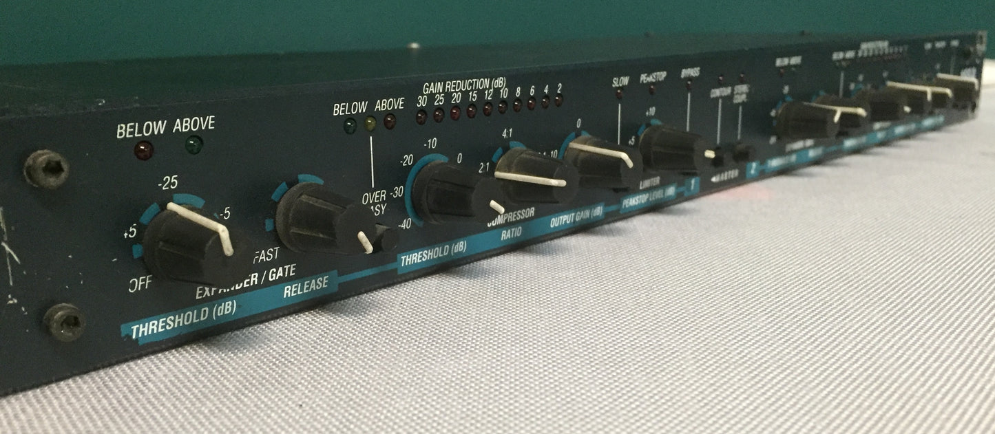 DBX 166A, dbx 166a compressor/limiter, dbx outboard gear, dbx rack gear, dbx fx gear. We Sell Professional Audio Equipment. Audio Systems, Amplifiers, Consoles, Mixers, Electronics, Entertainment, Sound, Live.