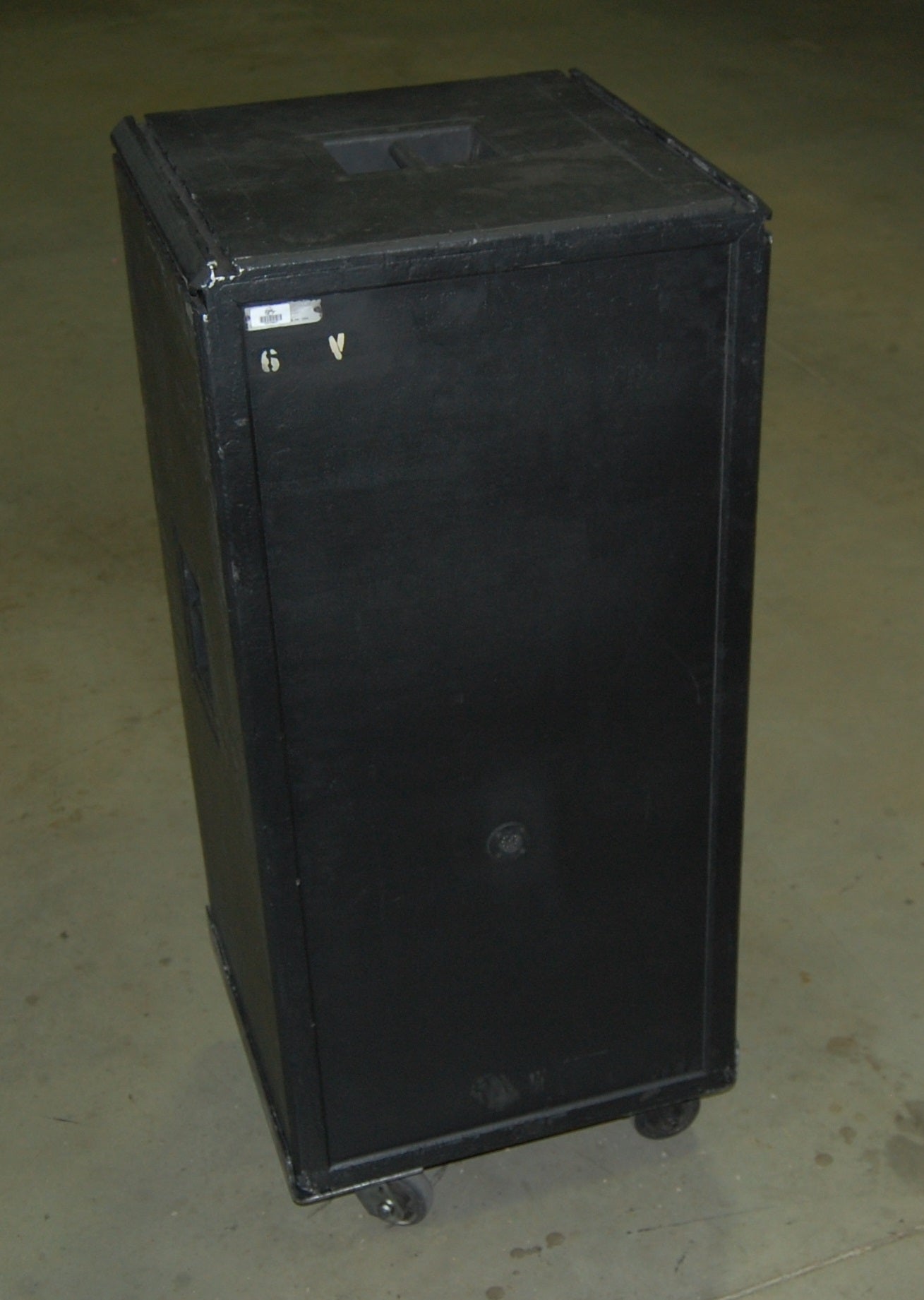 CLAIR Brothers R4 Series III 3-Way Cabinet, We Sell Professional Audio Equipment. Audio Systems, Amplifiers, Consoles, Mixers, Electronics, Entertainment, Sound, Live.
