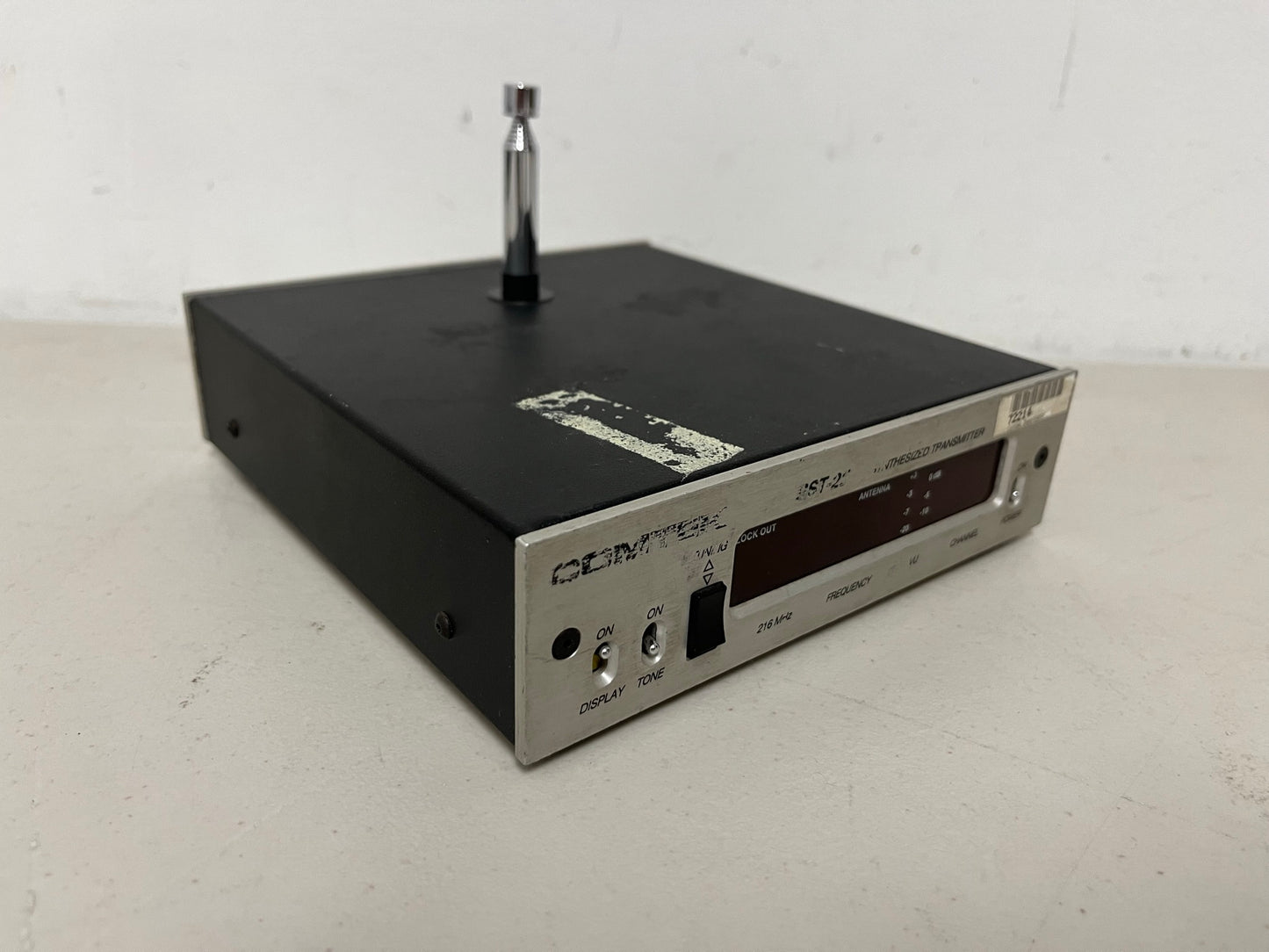 COMTEK Synthesized Base Station Transmitter, 216 MHz, We Sell Professional Audio Equipment. Audio Systems, Amplifiers, Consoles, Mixers, Electronics, Entertainment, Sound, Live.