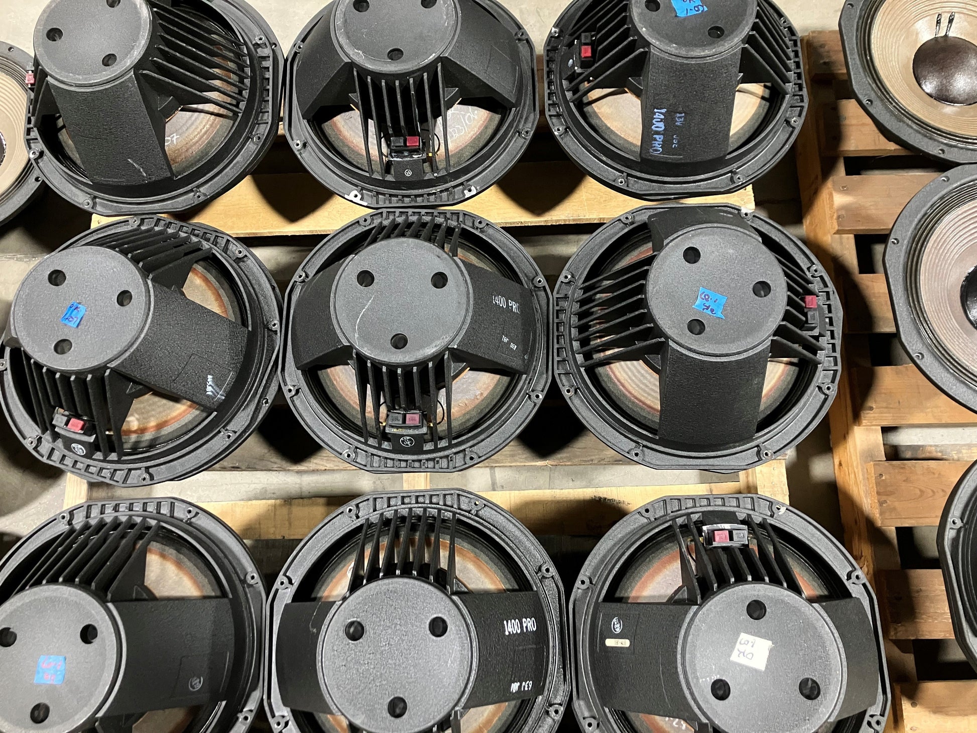 JBL 1400 PRO 14" Woofer 8 ohm, JBL 1400 PRO, JBL 14" Speaker, JBL 1400, JBL 1400 14". We Sell Professional Audio Equipment. Audio Systems, Amplifiers, Consoles, Mixers, Electronics, Entertainment, Live Sound.