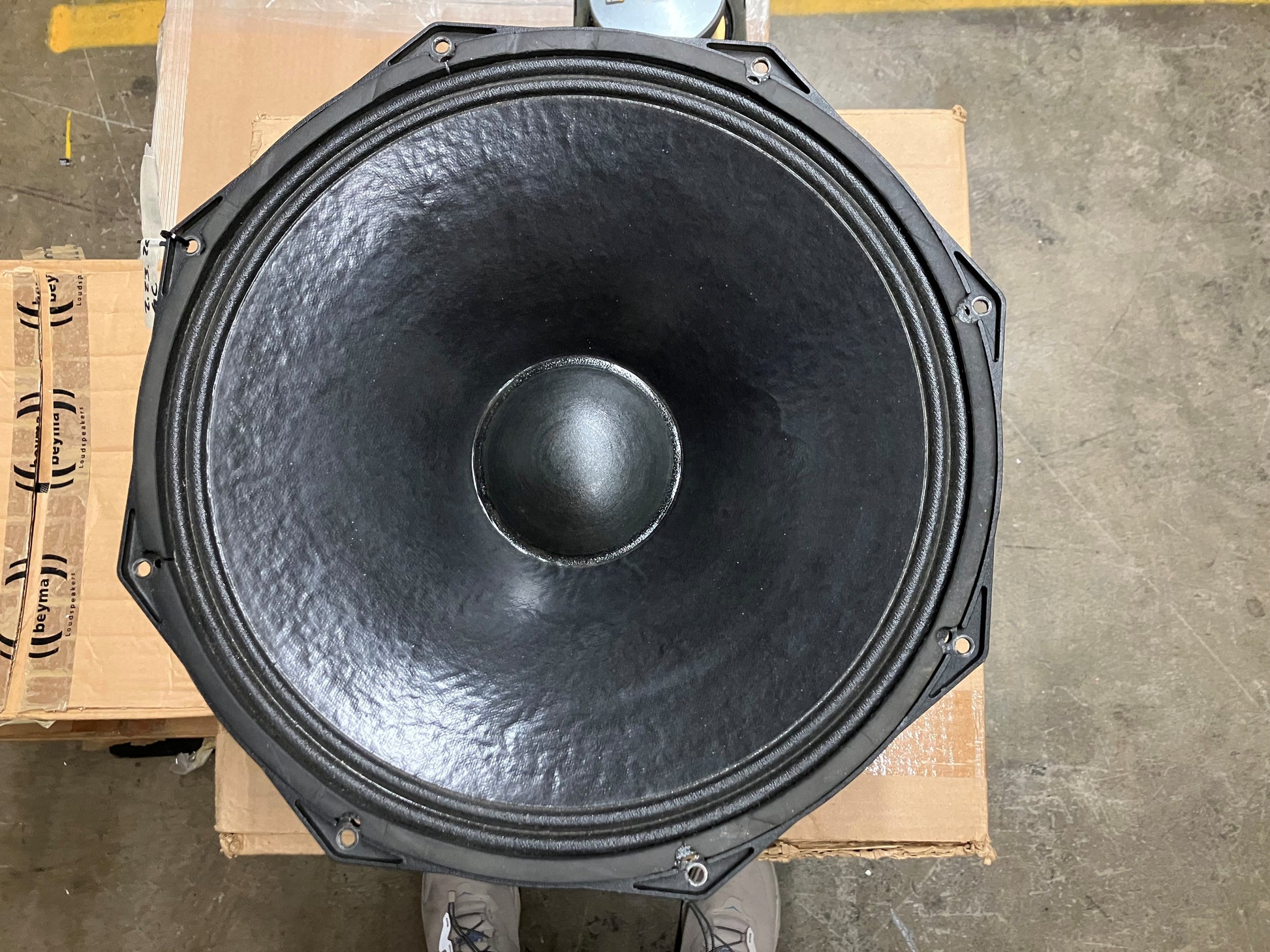 L-Acoustics HP PH 151 15" Loudspeaker, L-Acoustics HP PH 151, L-Acoustics 15" Speaker, HP PH 151 Speaker, L-Acoustics Speakers. We Sell Professional Audio Equipment. Audio Systems, Amplifiers, Consoles, Mixers, Electronics, Entertainment, Live Sound.