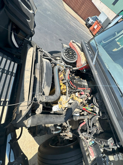 2005 Freightliner Business Class M2 106, 24" Box Truck, 2005 Freightliner Box Truck, Used Freightliner Medium-Duty Box Truck, 2005 Freightliner with Liftgate, We Sell Professional Audio Equipment. Audio Systems, Amplifiers, Consoles, Mixers, Electronics, Entertainment, Live Sound