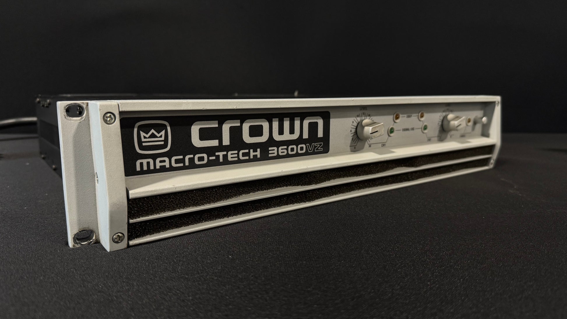 Pro Audio Amplifier, Power Amplifier, Macro-Tech 3600vz, Macro-Tech, Crown Power Amplifier, Crown, Amps, Amplifiers, Amplifier, Amp, 3600vz. We Sell Professional Audio Equipment. Audio Systems, Amplifiers, Consoles, Mixers, Electronics, Entertainment, Live Sound.