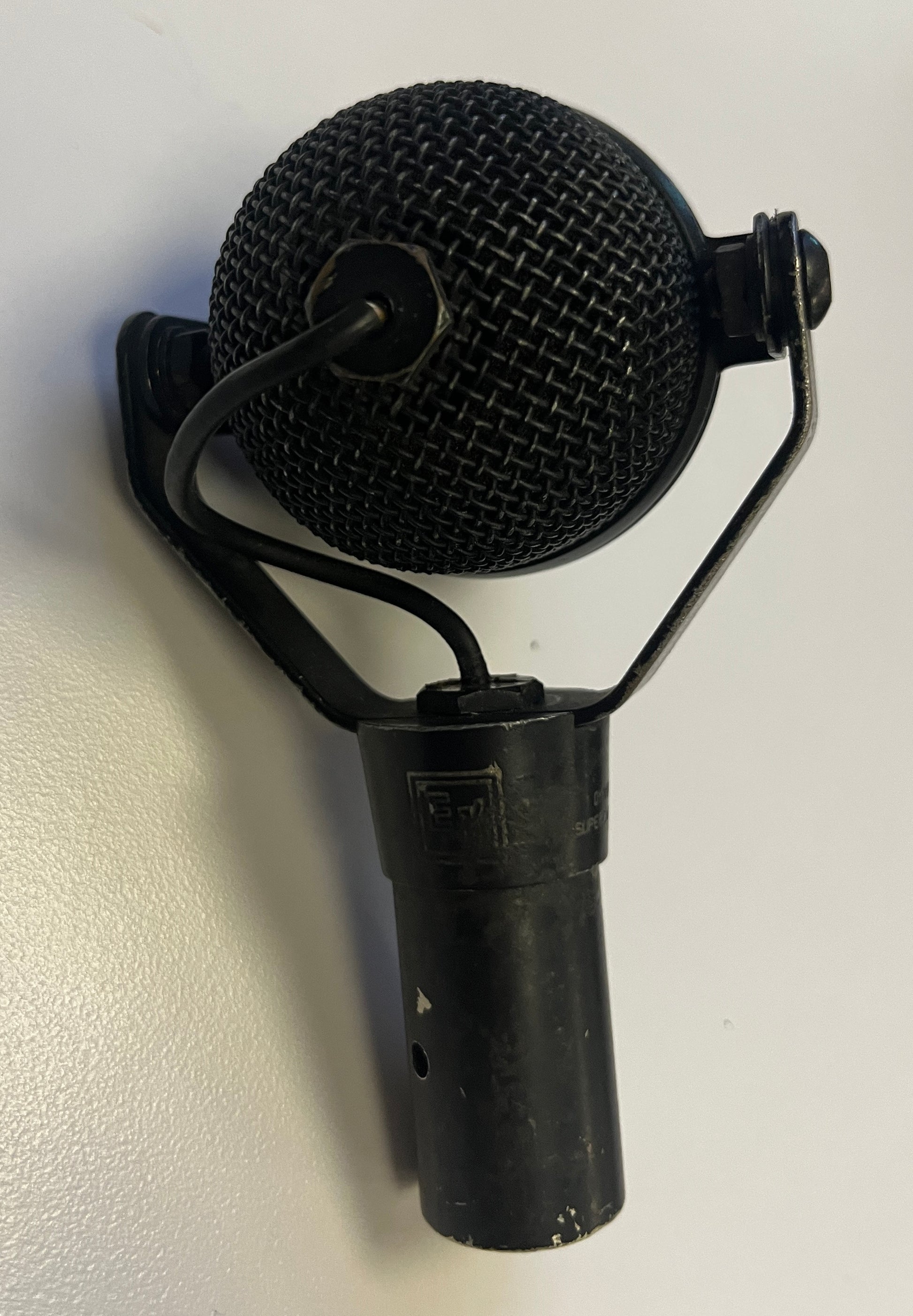 EV N/D 408 Dynamic Supercardioid Microphone, EV N/D 408, EV Dynamic Microphone, EV 408, EV N/D Supercardioid Microphone. We Sell Professional Audio Equipment. Audio Systems, Amplifiers, Consoles, Mixers, Electronics, Entertainment, Live Sound.