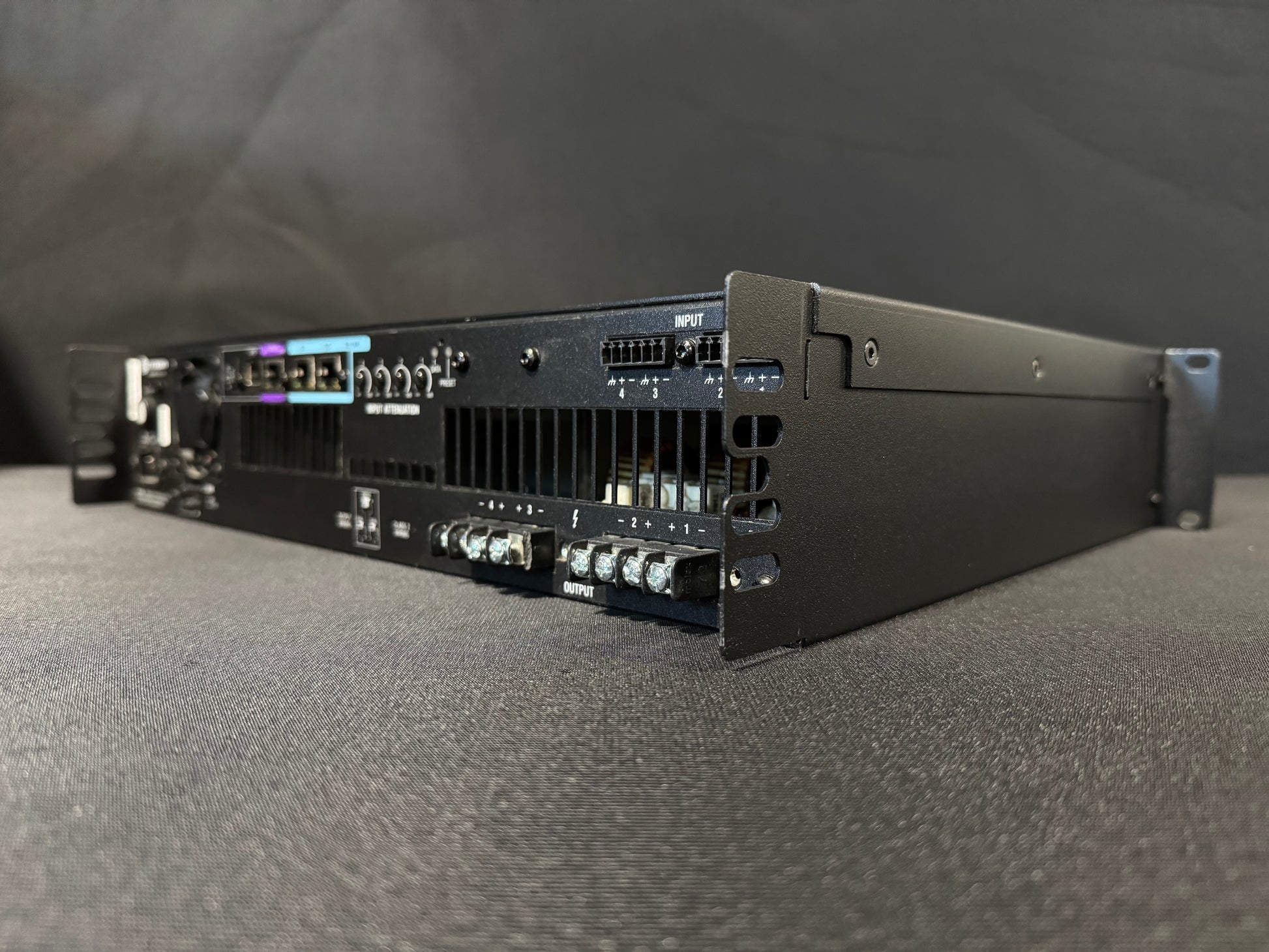 Crown Drivecore Install DCi 4|600N Power Amplifier with BLU link, Crown Drivecore DCi 4|600N Power Amplifier, Crown Power Amp, Crown Drivecore, Crown Amplifiers. We Sell Professional Audio Equipment. Audio Systems, Amplifiers, Consoles, Mixers, Electronics, Entertainment, Live Sound.