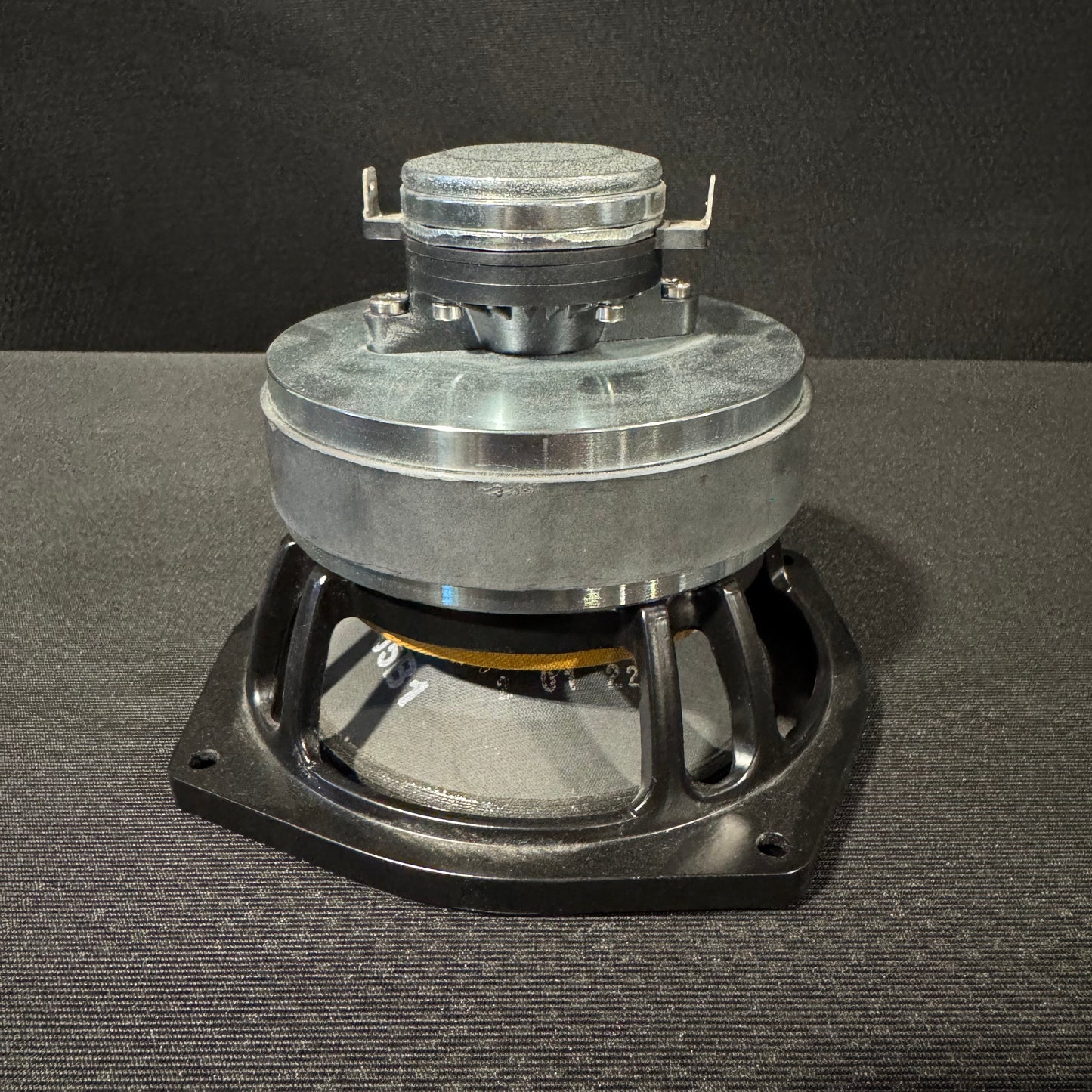 B&C 5/012G-8 5" Custom Coaxial Woofer, B&C 5/012G-8, B&C Custom Speaker, 5CX Coaxial Woofer, 5CX44 Coaxial Woofer, 5/012G-8. We Sell Professional Audio Equipment. Audio Systems, Amplifiers, Consoles, Mixers, Electronics, Entertainment, Live Sound.
