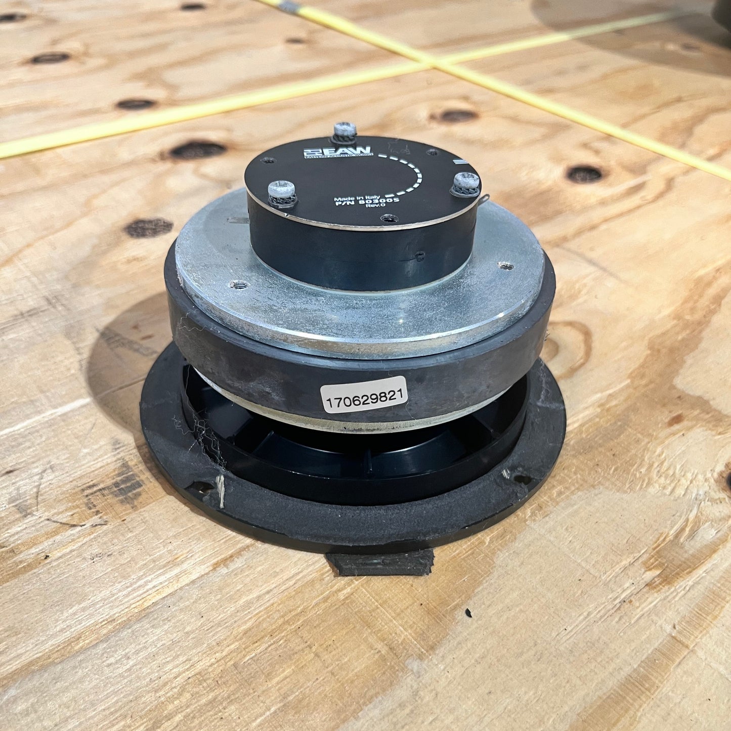 EAW P/N 803005 Rev O 1" Compression Driver, Rev O Compression Driver, EAW Compression Driver, EAW P/N 803005, 803005 Rev O. We Sell Professional Audio Equipment. Audio Systems, Amplifiers, Consoles, Mixers, Electronics, Entertainment, Live Sound.
