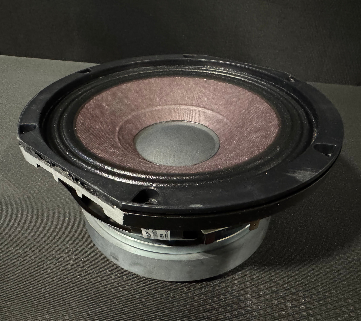 18 Sound 8M400, 8M400, 8M400 Modified Speaker, 18 Sound Speaker Driver, 8” Modified Speaker, 8” Cut Frame Speaker Driver. We Sell Professional Audio Equipment. Audio Systems, Amplifiers, Consoles, Mixers, Electronics, Entertainment, Live Sound.
