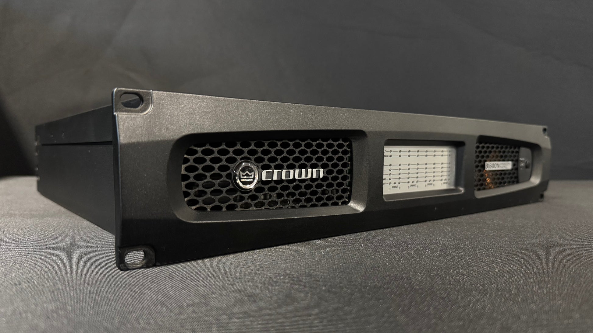 Crown Drivecore Install DCi 8|600N Power Amplifier with BLU link, Crown Drivecore DCi 8|600N Power Amplifier, Crown Power Amp, Crown Drivecore, Crown Amplifiers. We Sell Professional Audio Equipment. Audio Systems, Amplifiers, Consoles, Mixers, Electronics, Entertainment, Live Sound.