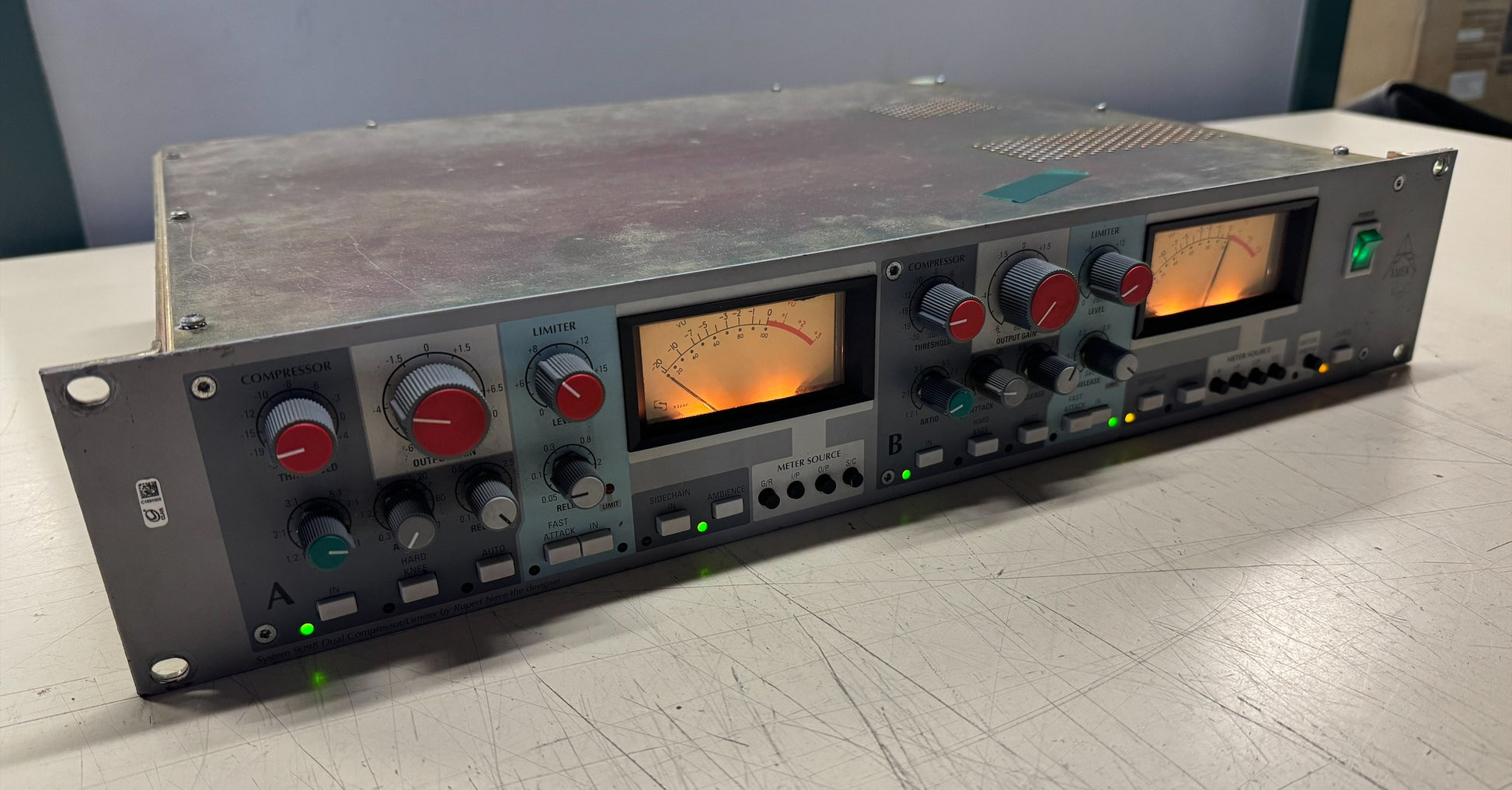 Dual Compressor/Limiter, Amek System 9098 Compressor/limiter by Rupert Neve, Amek Rupert Neve Model, Amek 9098 Compressor/Limiter. We Sell Professional Audio Equipment. Audio Systems, Amplifiers, Consoles, Mixers, Electronics, Entertainment, Live Sound.