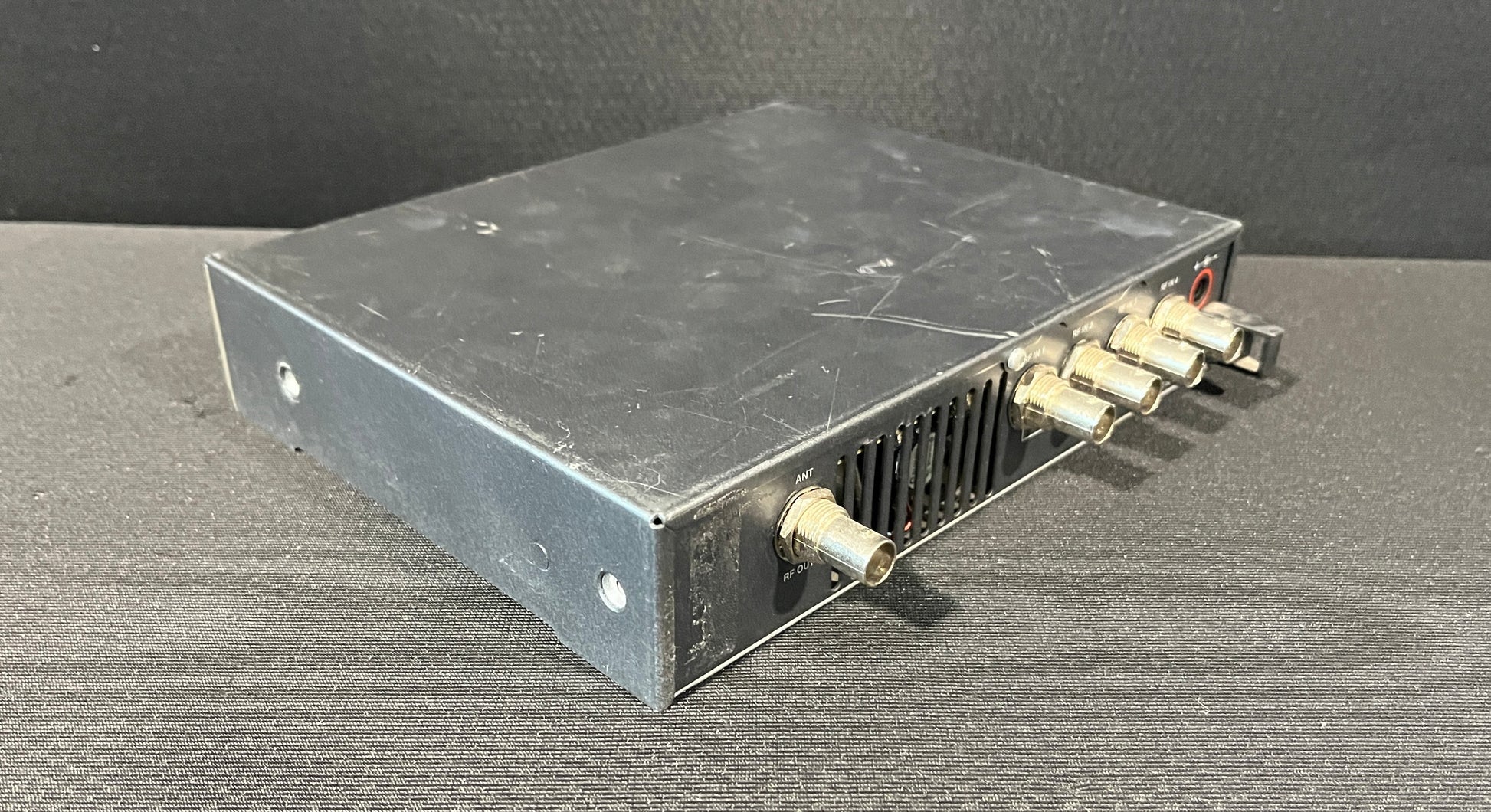 Sennheiser AC3 Antenna Combiner, Sennheiser AC3, Sennheiser Antenna Combiner, Sennheiser AC3 Combiner for G3, Sennheiser SR300 IEM. We Sell Professional Audio Equipment. Audio Systems, Amplifiers, Consoles, Mixers, Electronics, Entertainment, Live Sound.
