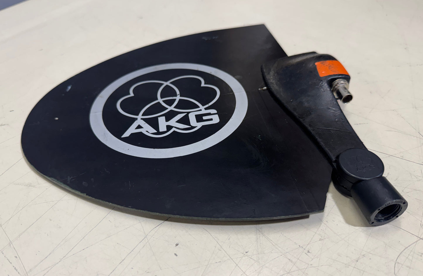 AKG SRA 2W Passive Directional Antenna (500-865 MHz), AKG SRA 2W, AKG 2W Passive Antenna, AKG SRA Antenna, 500-865 MHz Antenna. We Sell Professional Audio Equipment. Audio Systems, Amplifiers, Consoles, Mixers, Electronics, Entertainment, Live Sound.