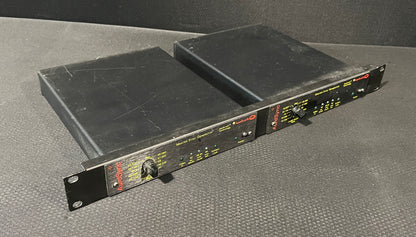 Aardvark Master Sync Generator Lot, Aardvark Master Sync Generator, Aardvark World Clock Generator, Aardvark Master World Clock, Aardvark Master Clock Generator. We Sell Professional Audio Equipment. Audio Systems, Amplifiers, Consoles, Mixers, Electronics, Entertainment, Live Sound.